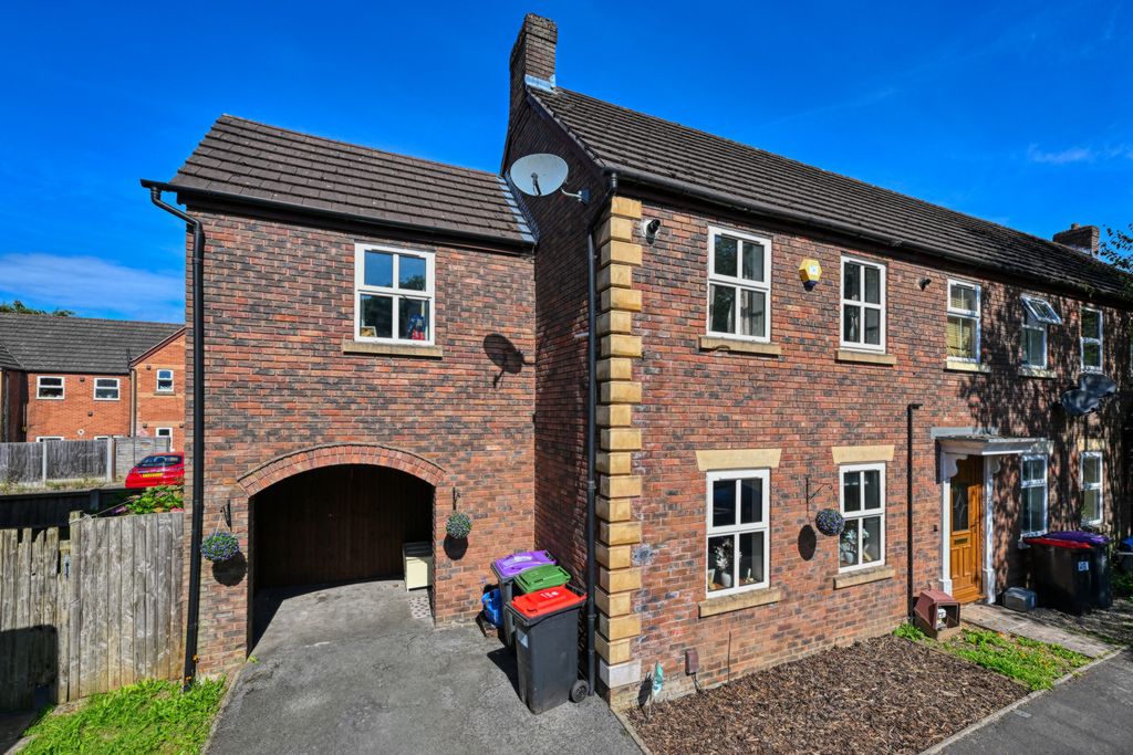 Property photo: Aqueduct, Telford, TF4