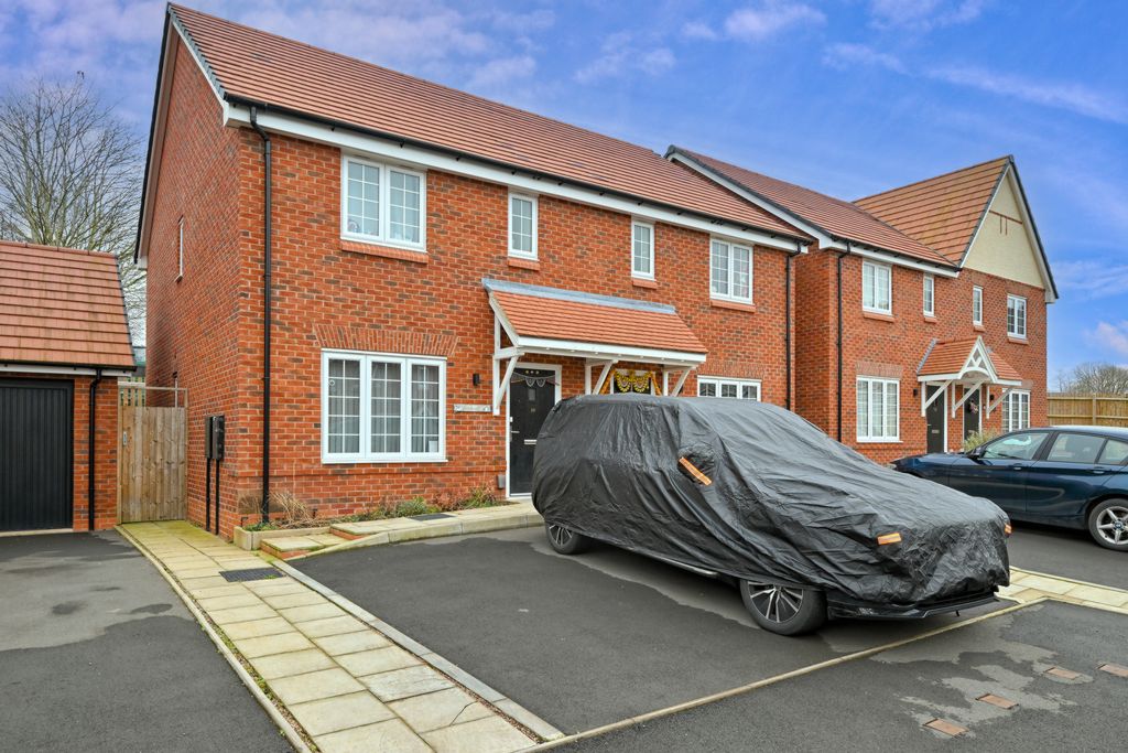 Property photo: Stirchley, Telford, TF3