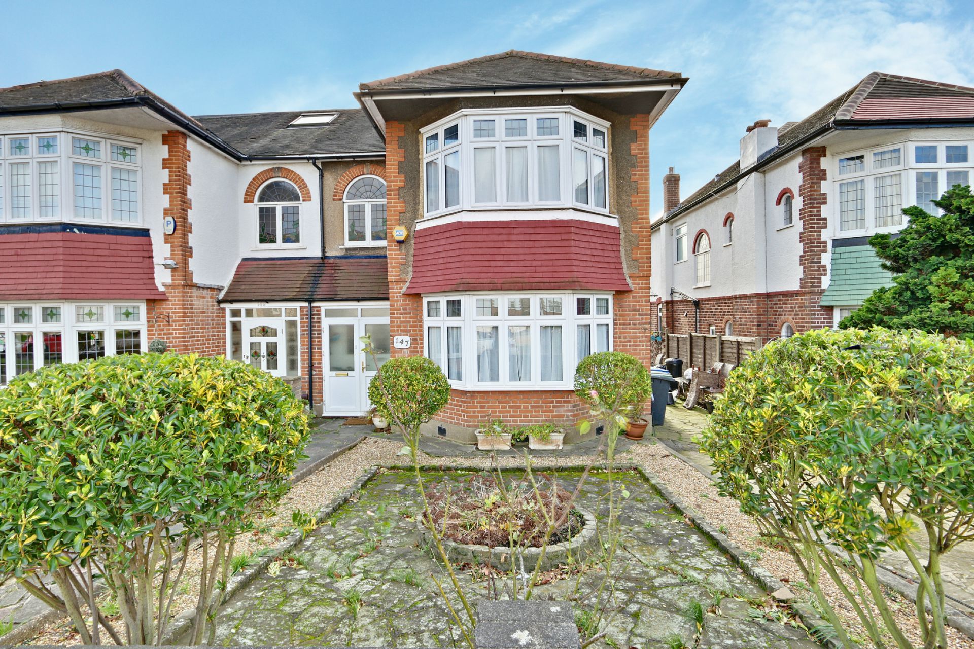 Property For Sale Prince Avenue, Oakwood, N14 3 Bedroom Semi