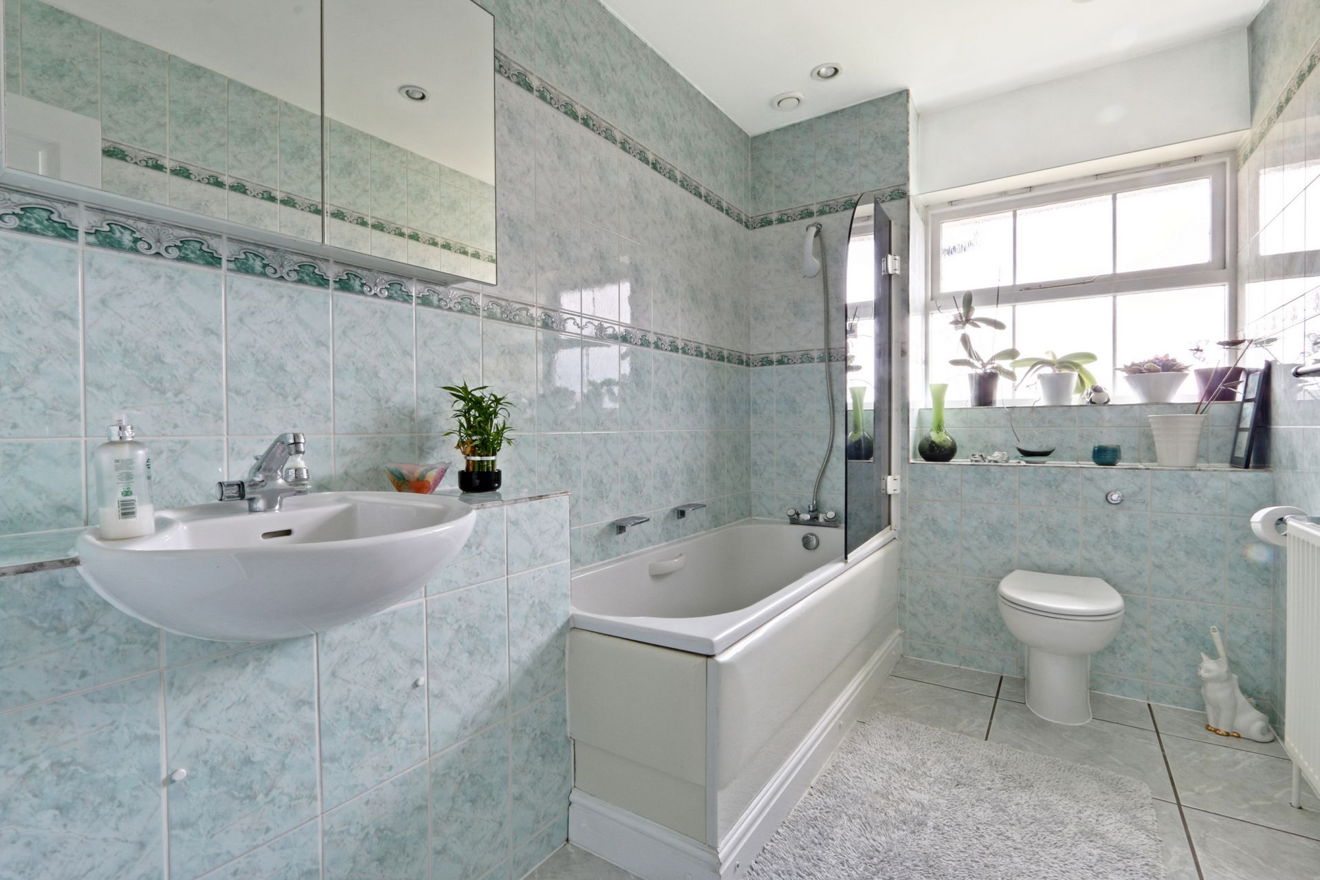 Property For Sale Chase Road, Oakwood, N14 2 Bedroom Flat through