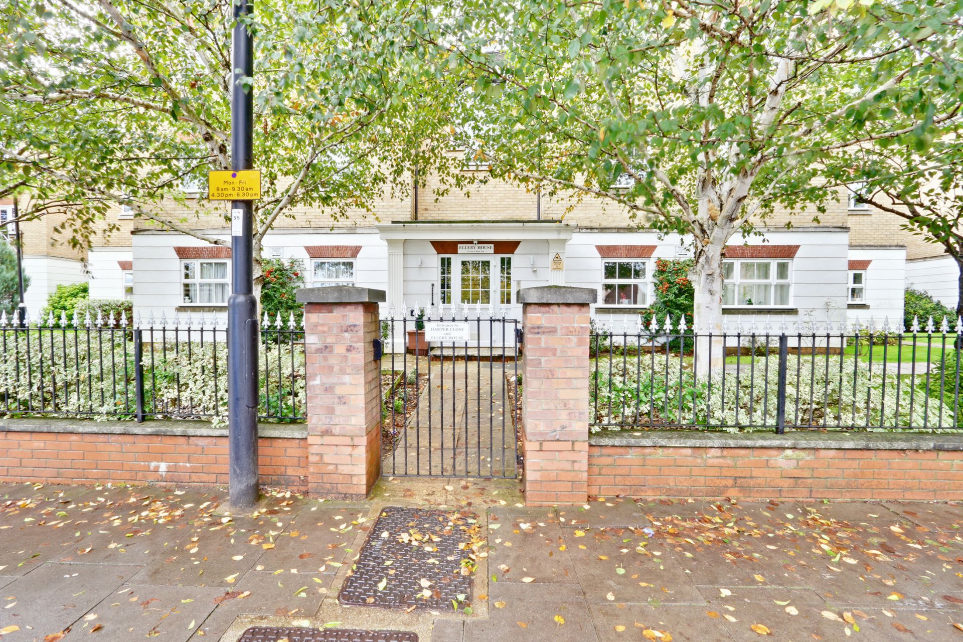 Property For Sale Chase Road, Oakwood, N14 2 Bedroom Flat through