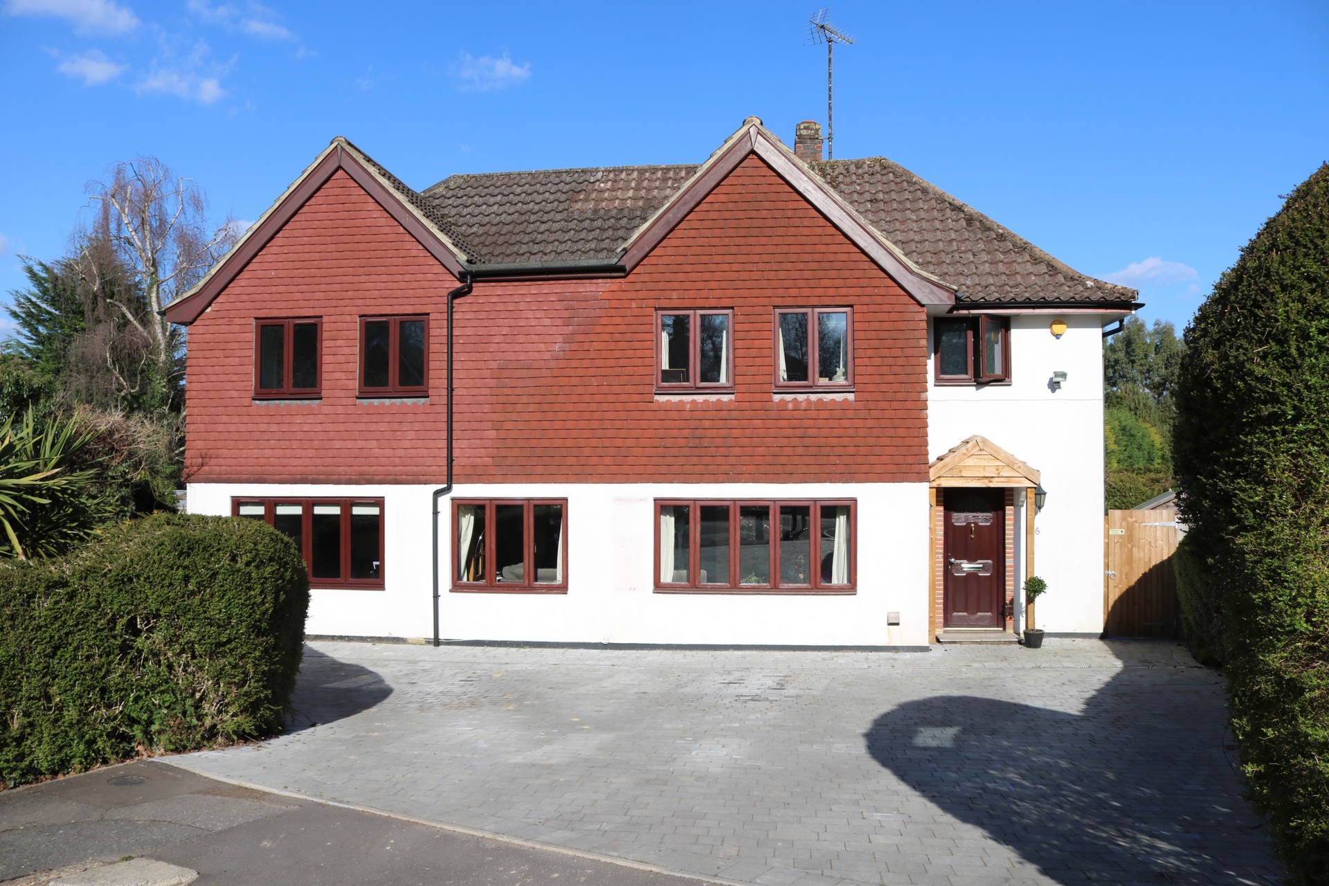Property For Sale The Chestnuts, Lindfield, RH16 5 Bedroom House