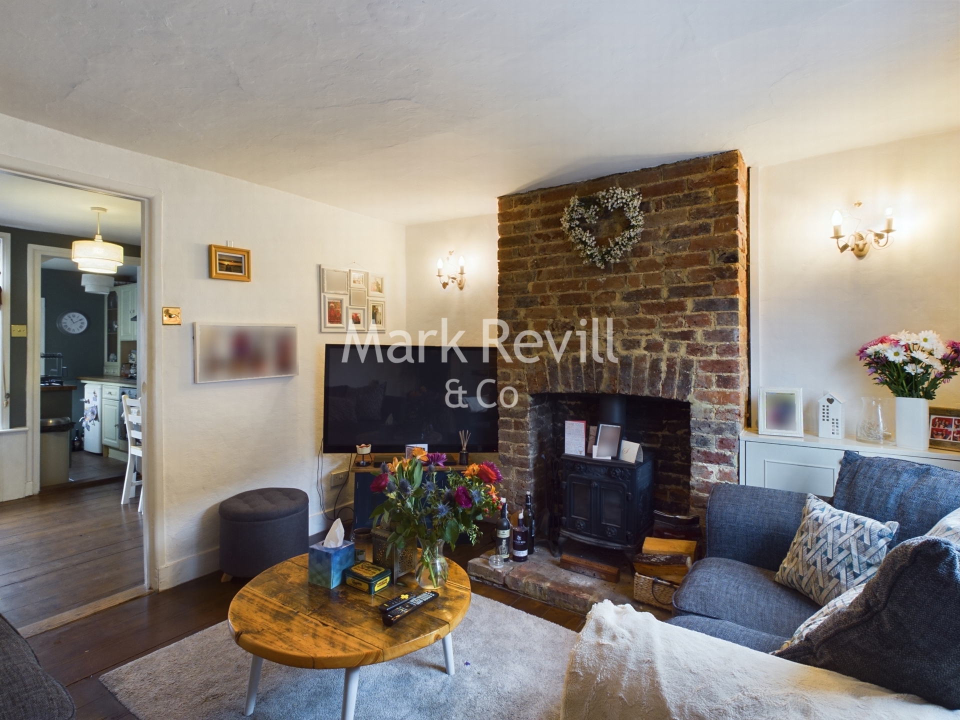 Property For Sale Lewes Road, Lindfield, RH16 2 Bedroom House Terrace