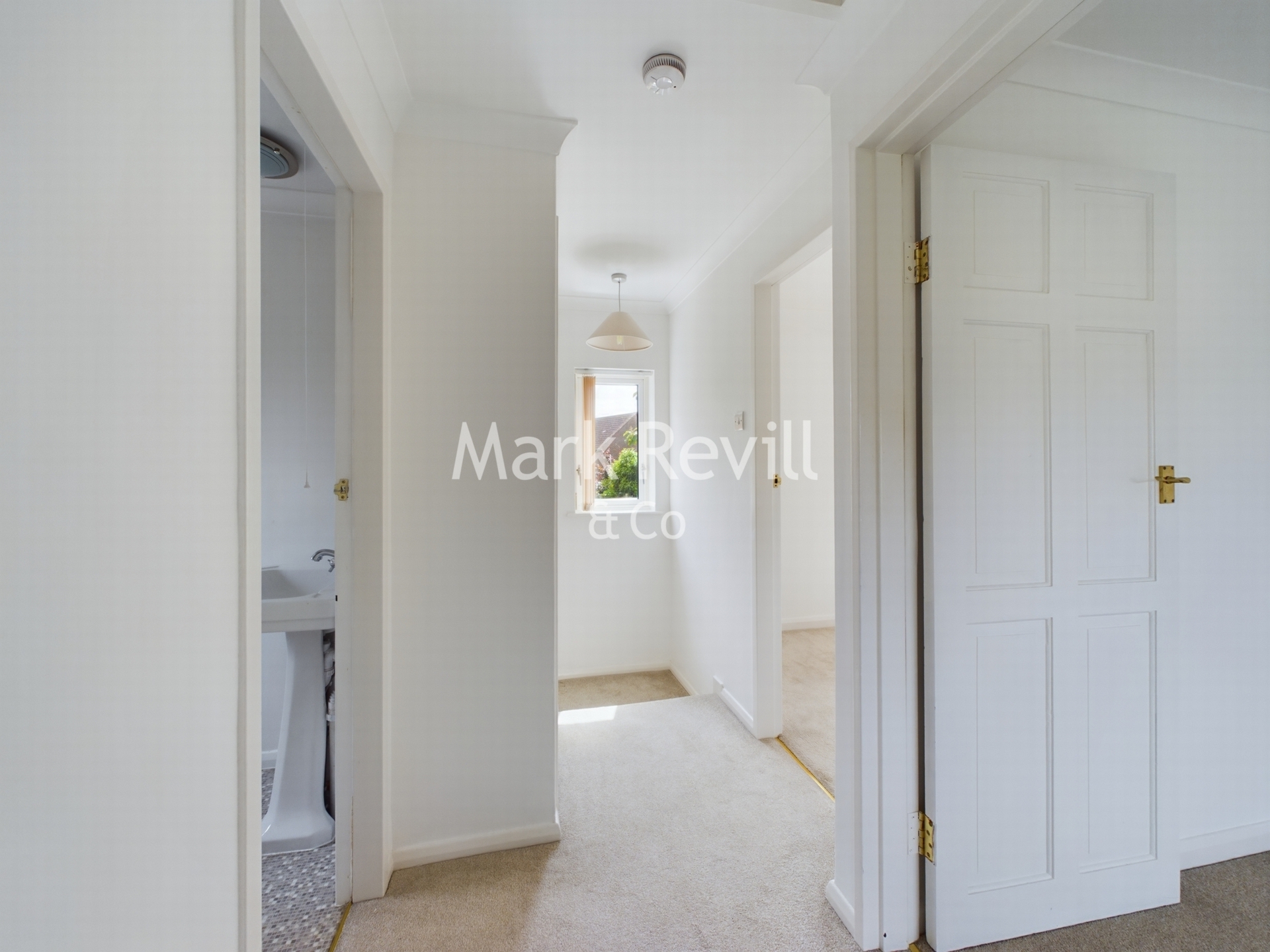 Property For Sale Lewes Road, Horsted Keynes, RH17 3 Bedroom House