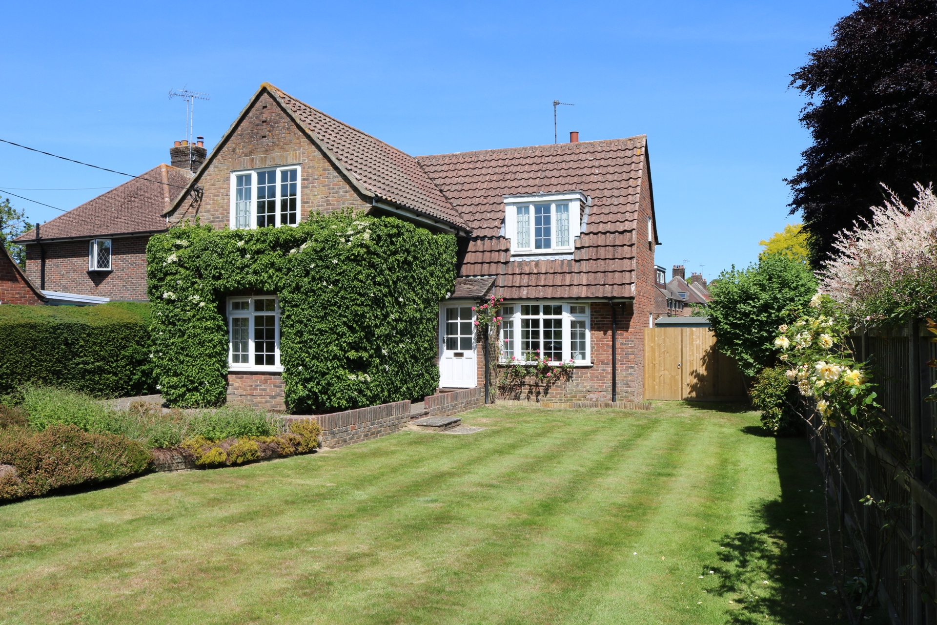 Property For Sale Lewes Road, Lindfield, RH16 3 Bedroom House