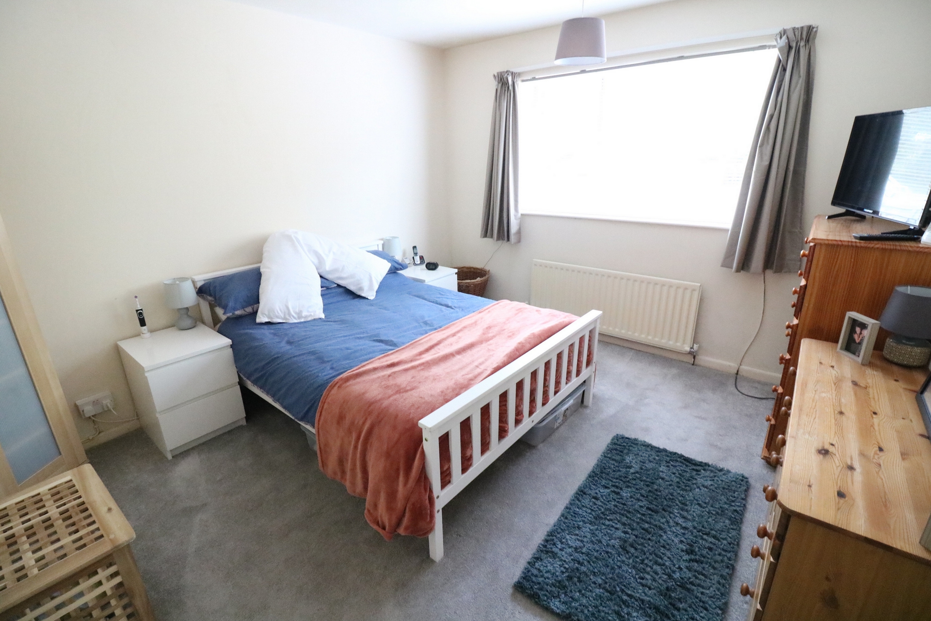 Property For Sale Appledore Gardens, Lindfield, RH16 2 Bedroom Flat