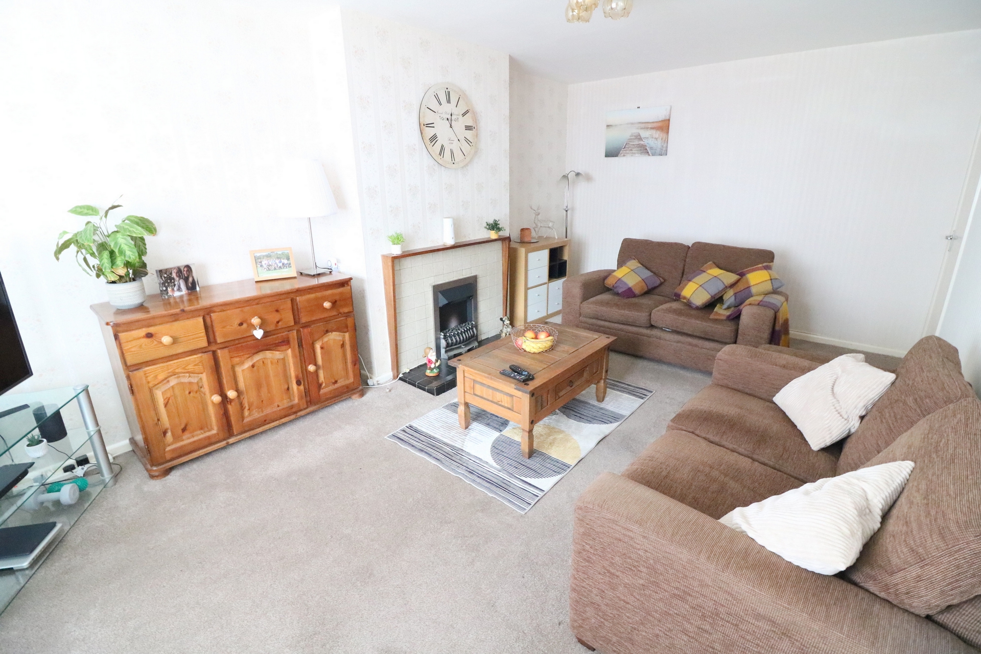 Property For Sale Appledore Gardens, Lindfield, RH16 2 Bedroom Flat