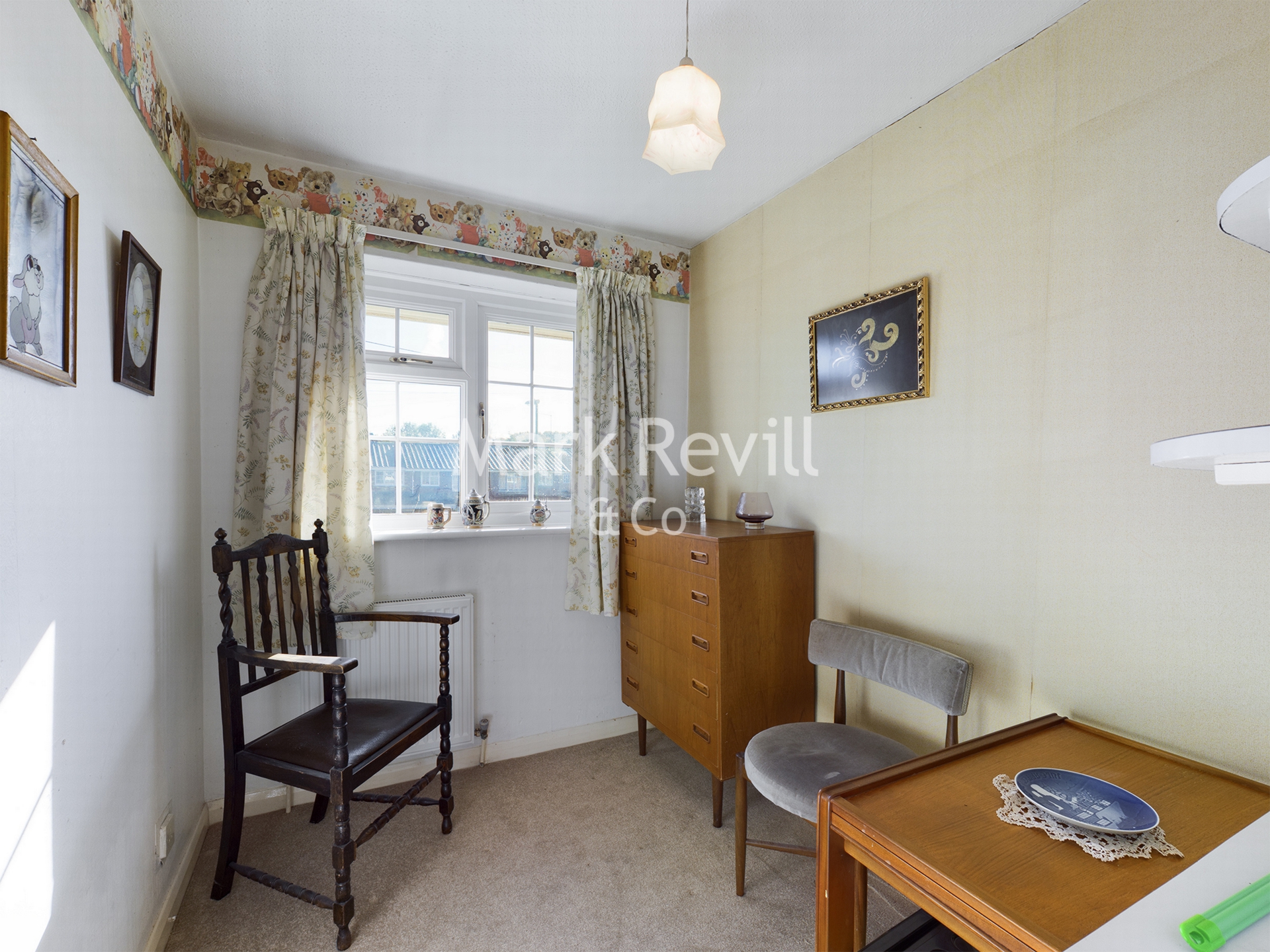 Property For Sale Meadow Drive, Lindfield, RH16 3 Bedroom House Semi