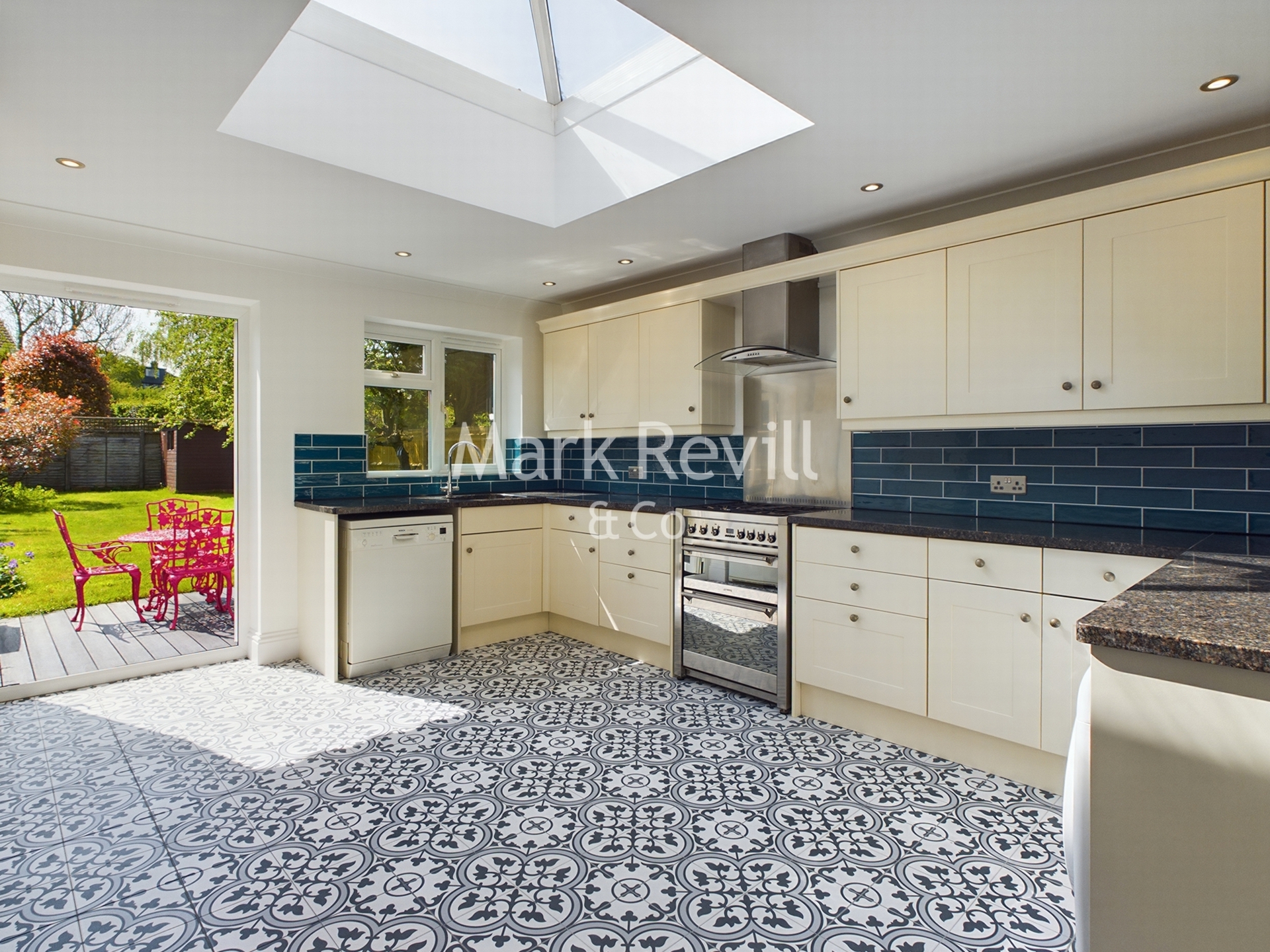 Property For Sale Meadow Drive, Lindfield, RH16 4 Bedroom House Semi