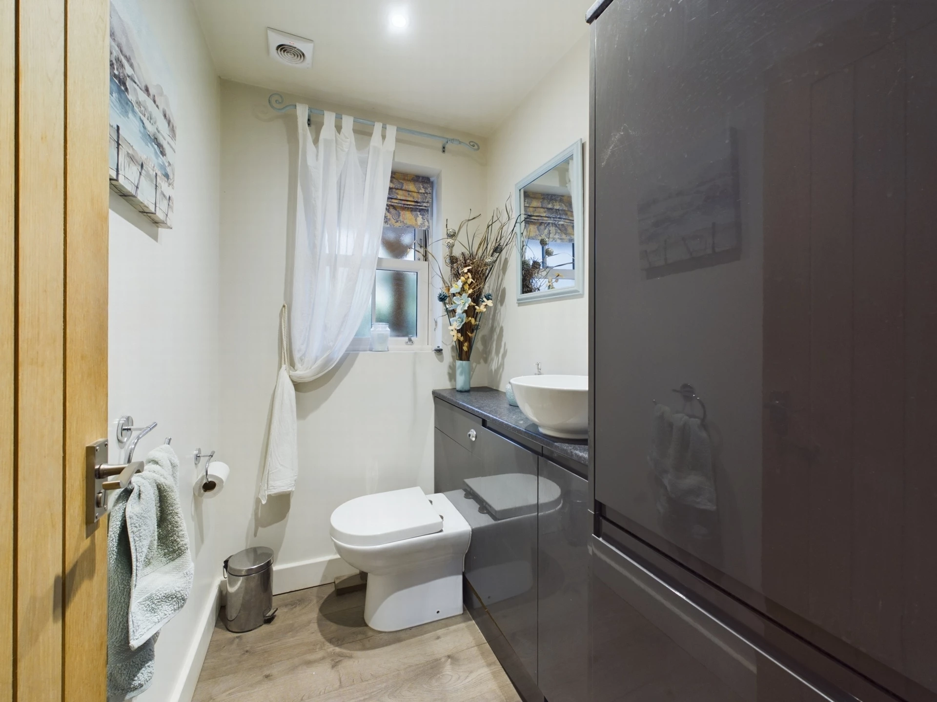 Downstairs wc