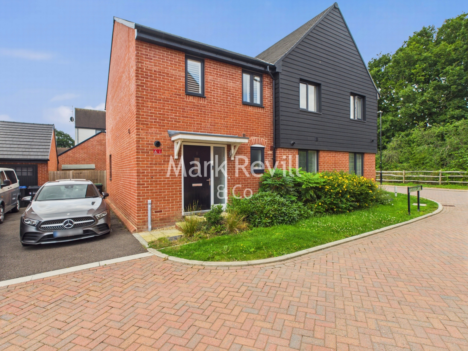 Hawthorn Lane Lindfield