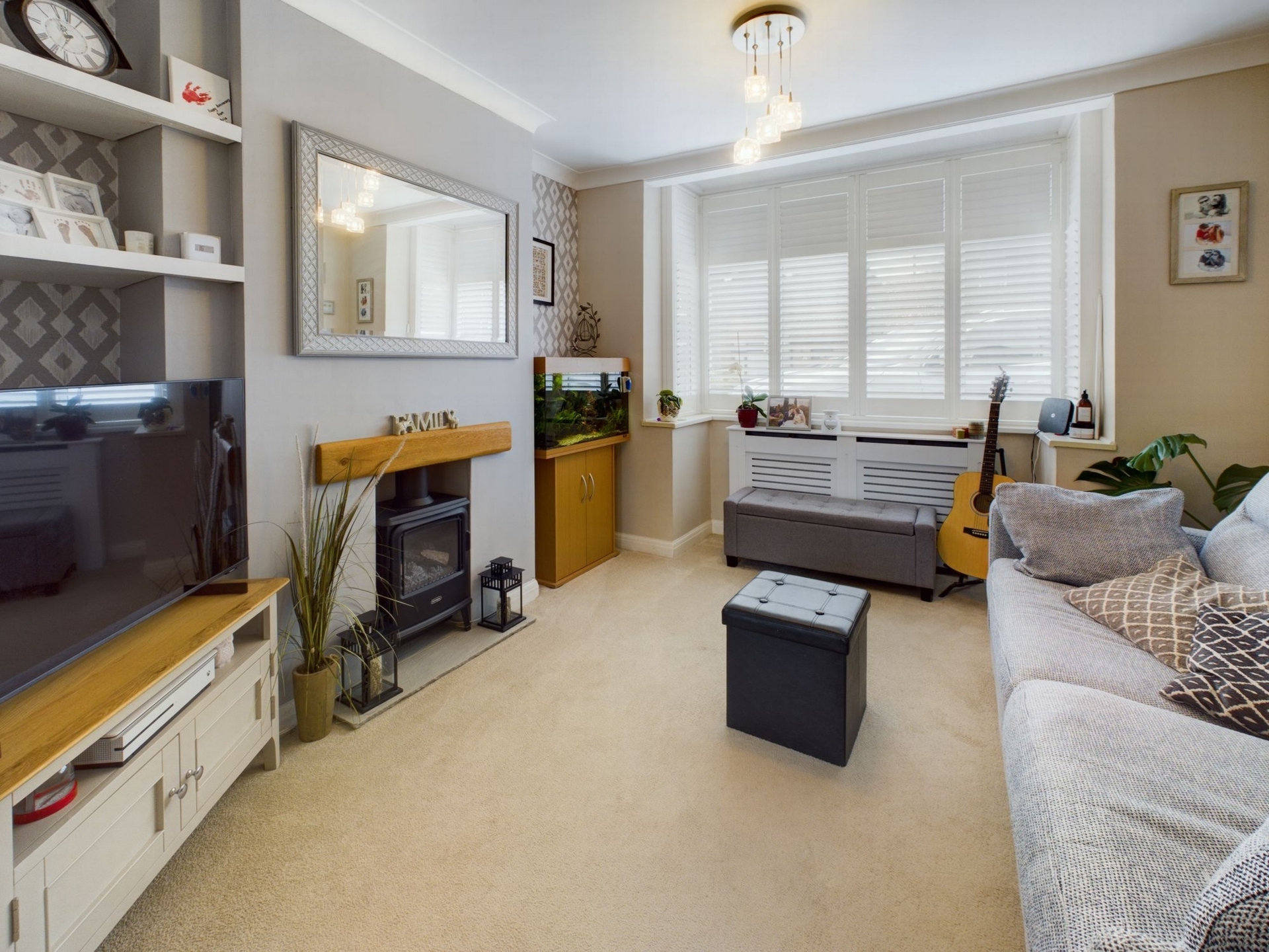 Property For Sale Dellney Avenue, Haywards Heath, RH16 3 Bedroom