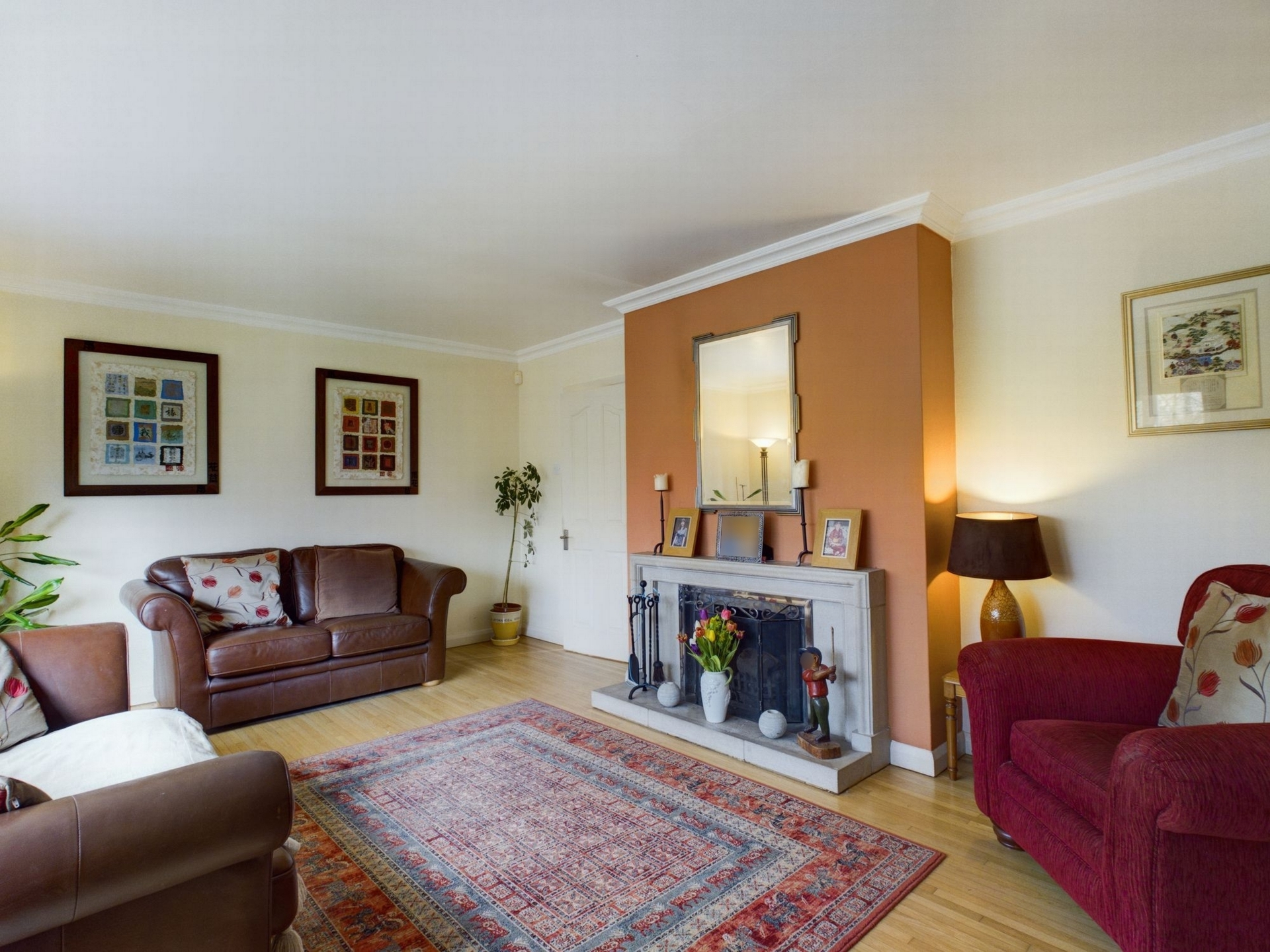 Property For Sale Weald Rise, Haywards Heath, RH16 4 Bedroom House