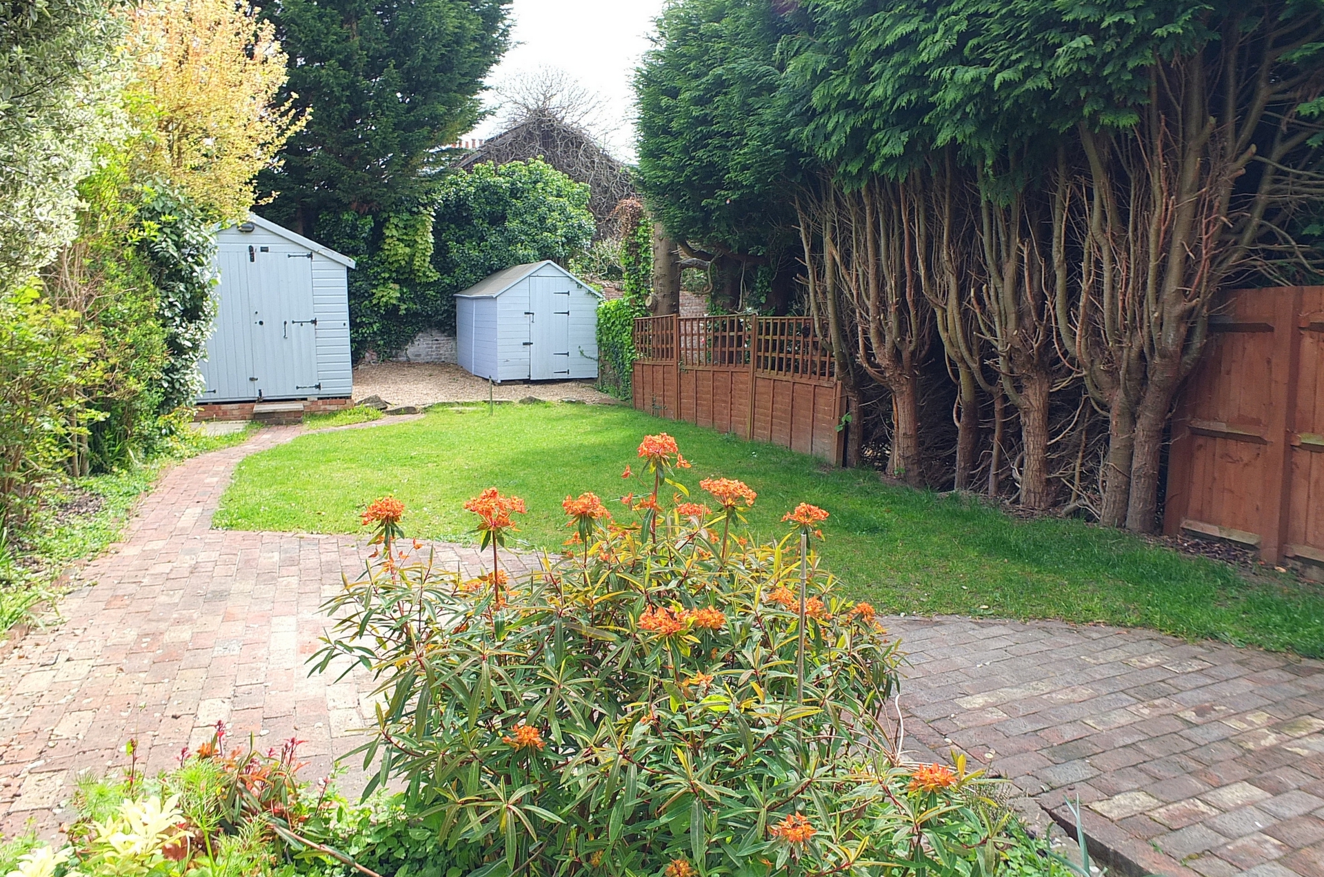 Property For Sale Gower Road, Haywards Heath, RH16 3 Bedroom House