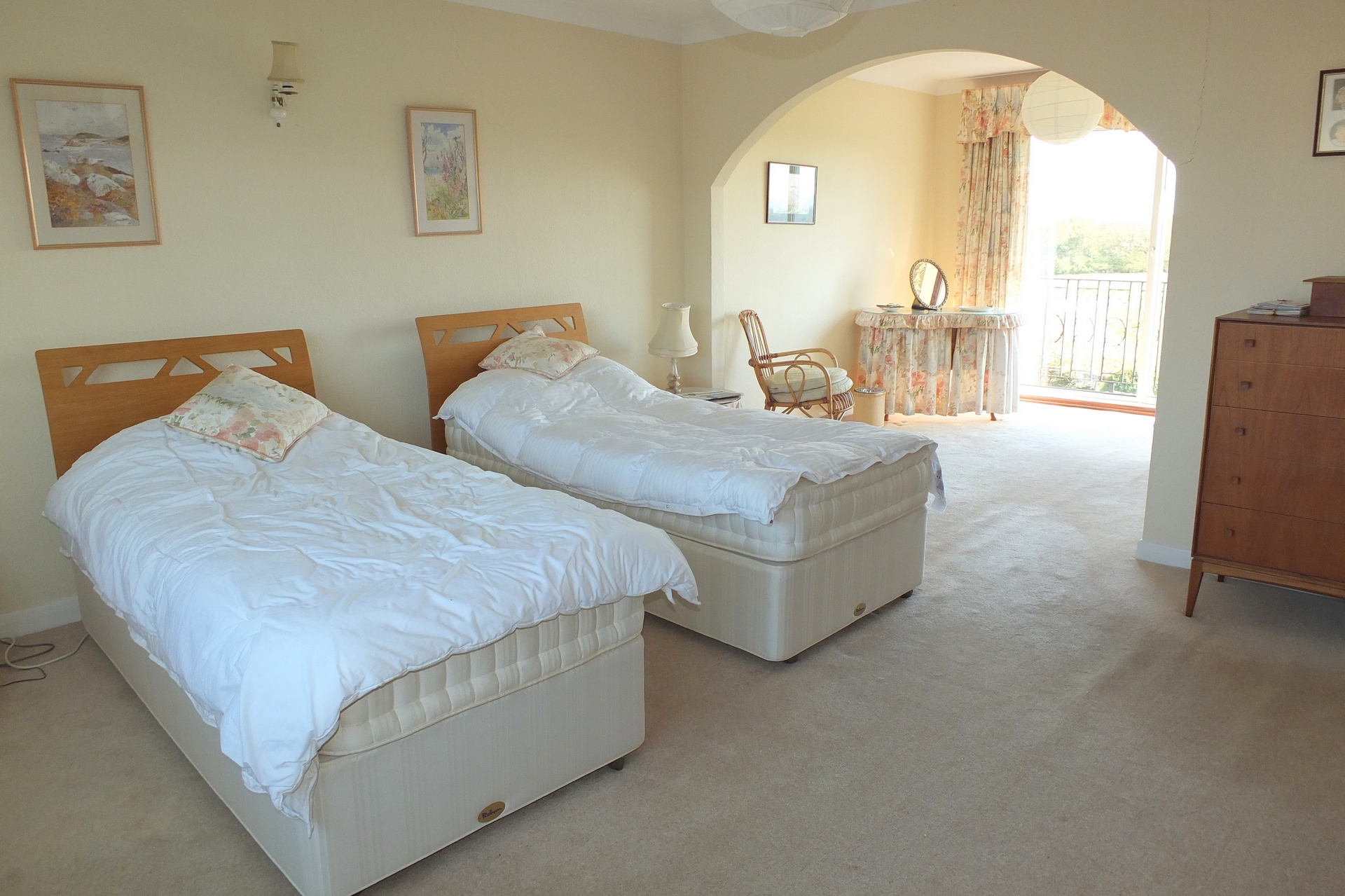 Property For Sale Greenhill Park, Haywards Heath, RH17 3 Bedroom House Detached through Mark