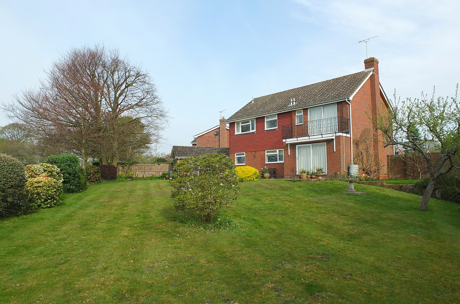 Property For Sale Greenhill Park, Haywards Heath, RH17 3 Bedroom