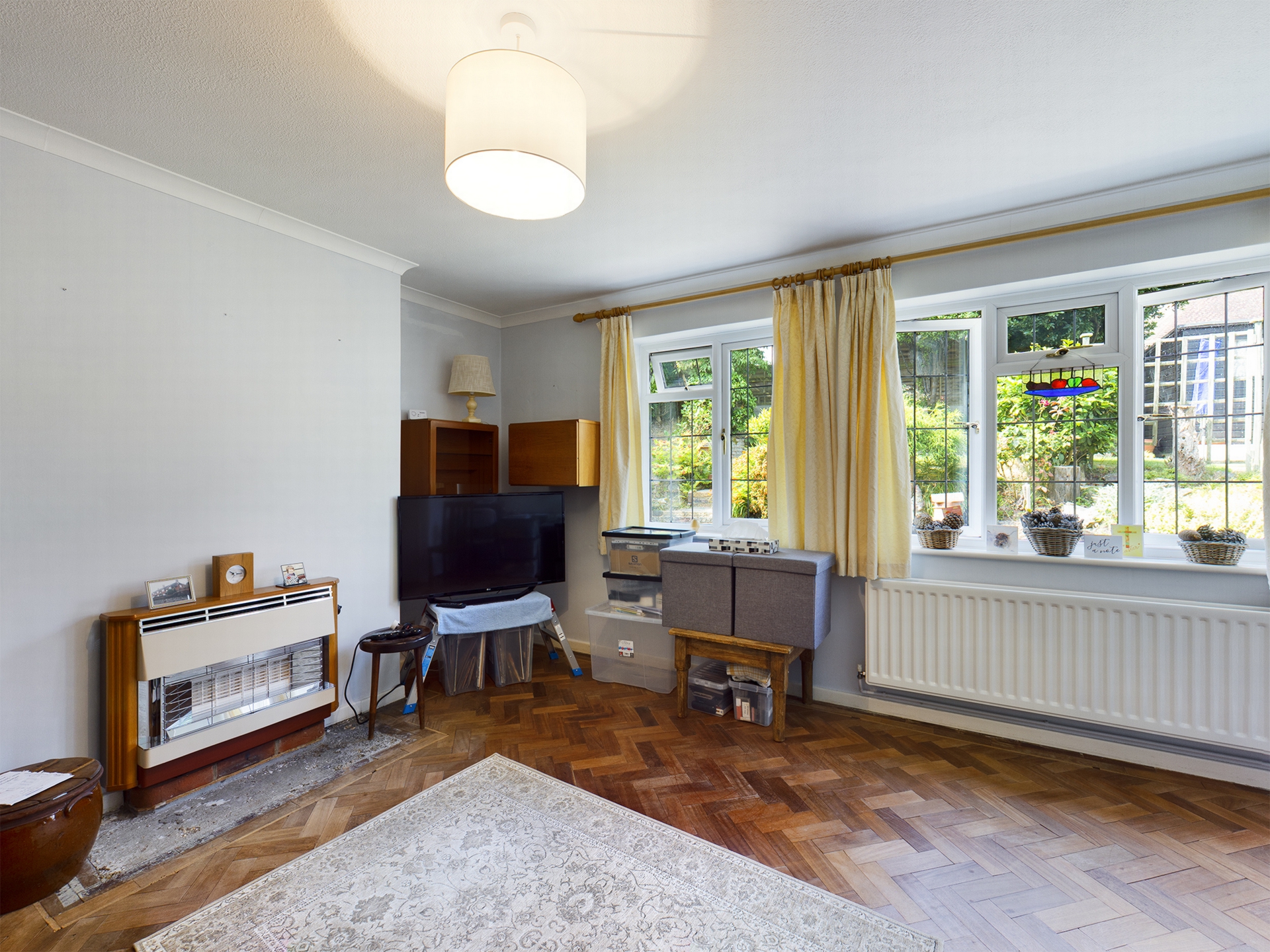 Property For Sale Turners Mill Road, Haywards Heath, RH16 2 Bedroom