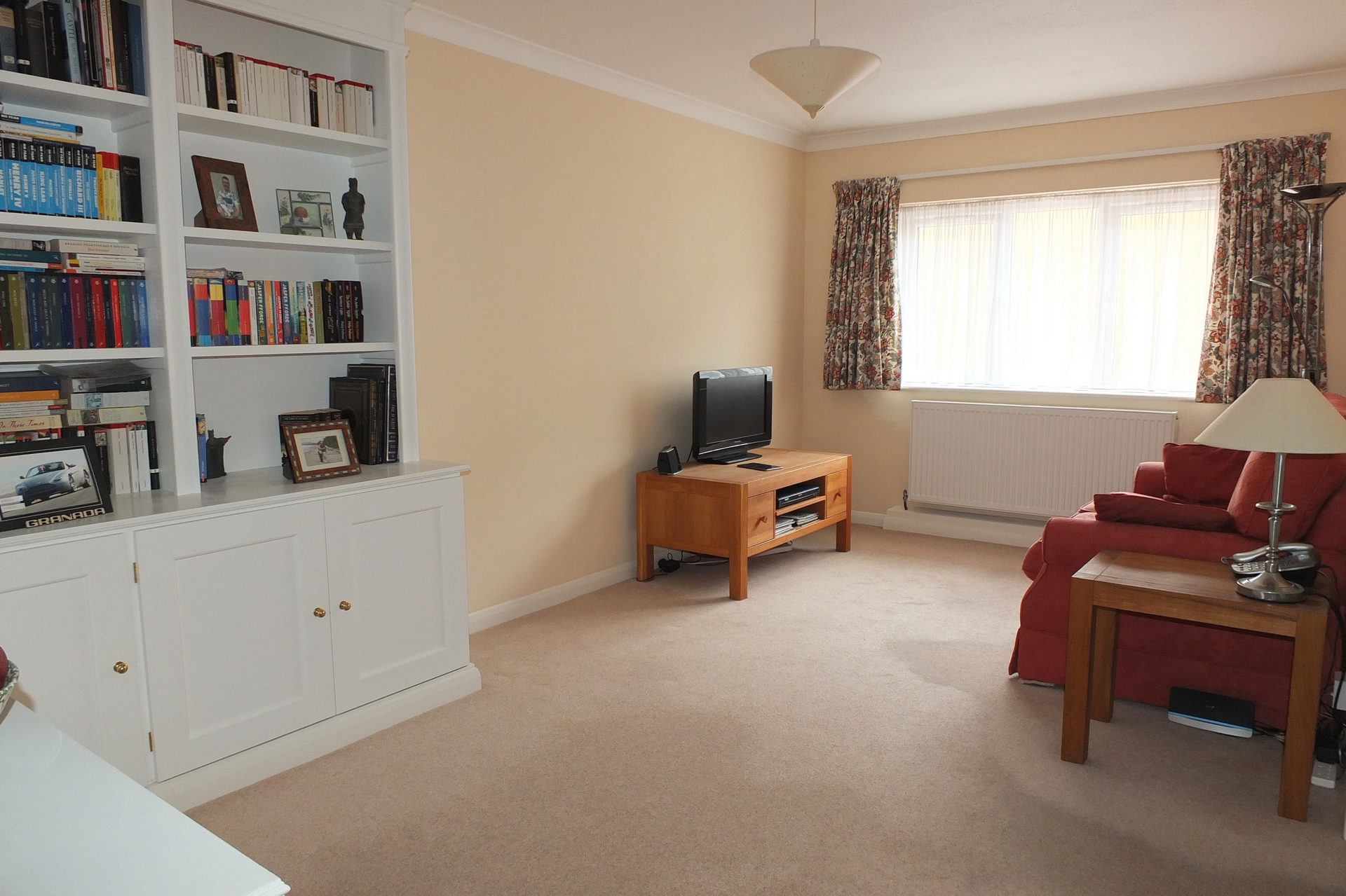 Property For Sale St Wilfrids Way, Haywards Heath, RH16 1 Bedroom