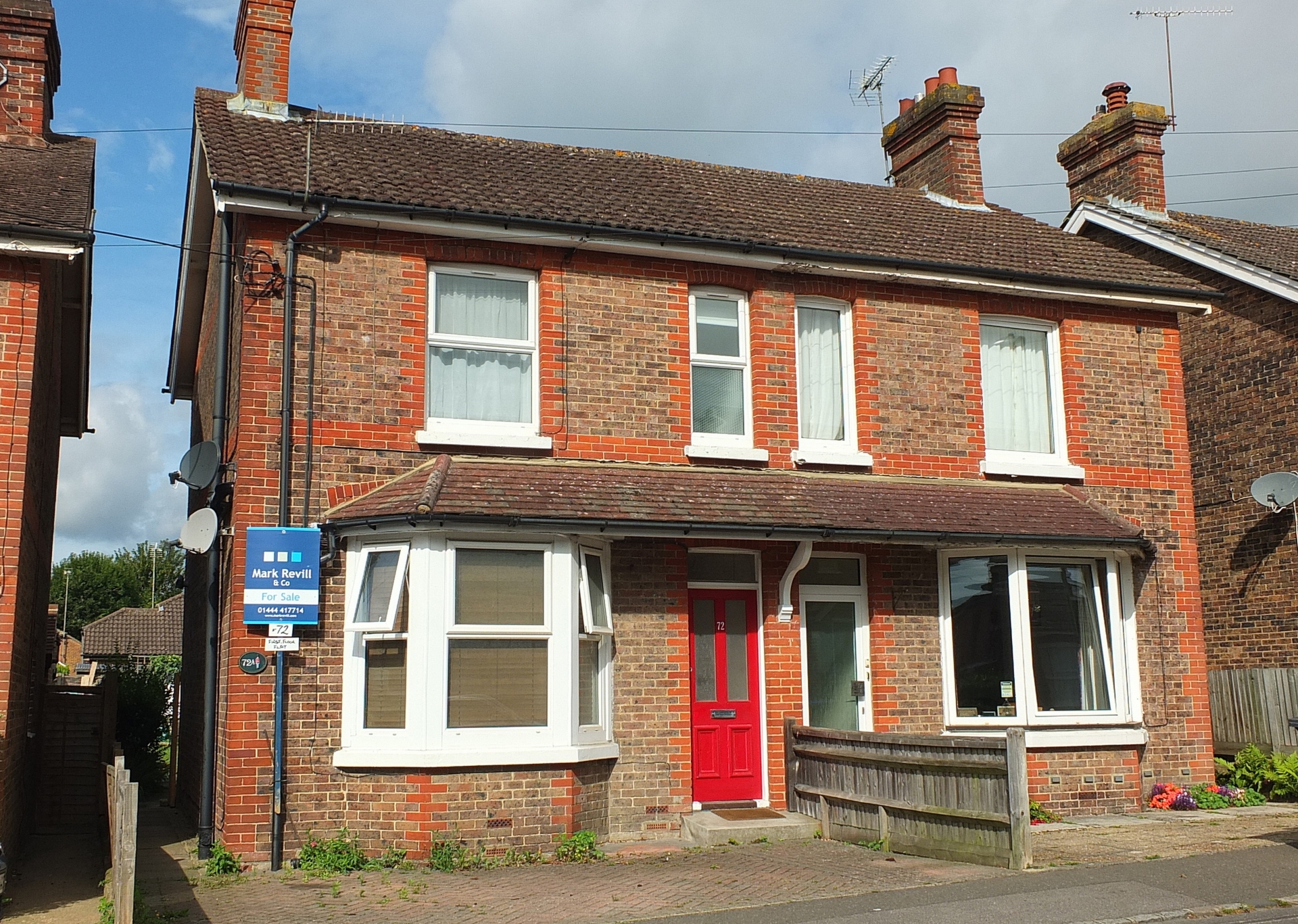 Property For Sale Gower Road, Haywards Heath, RH16 1 Bedroom Flat