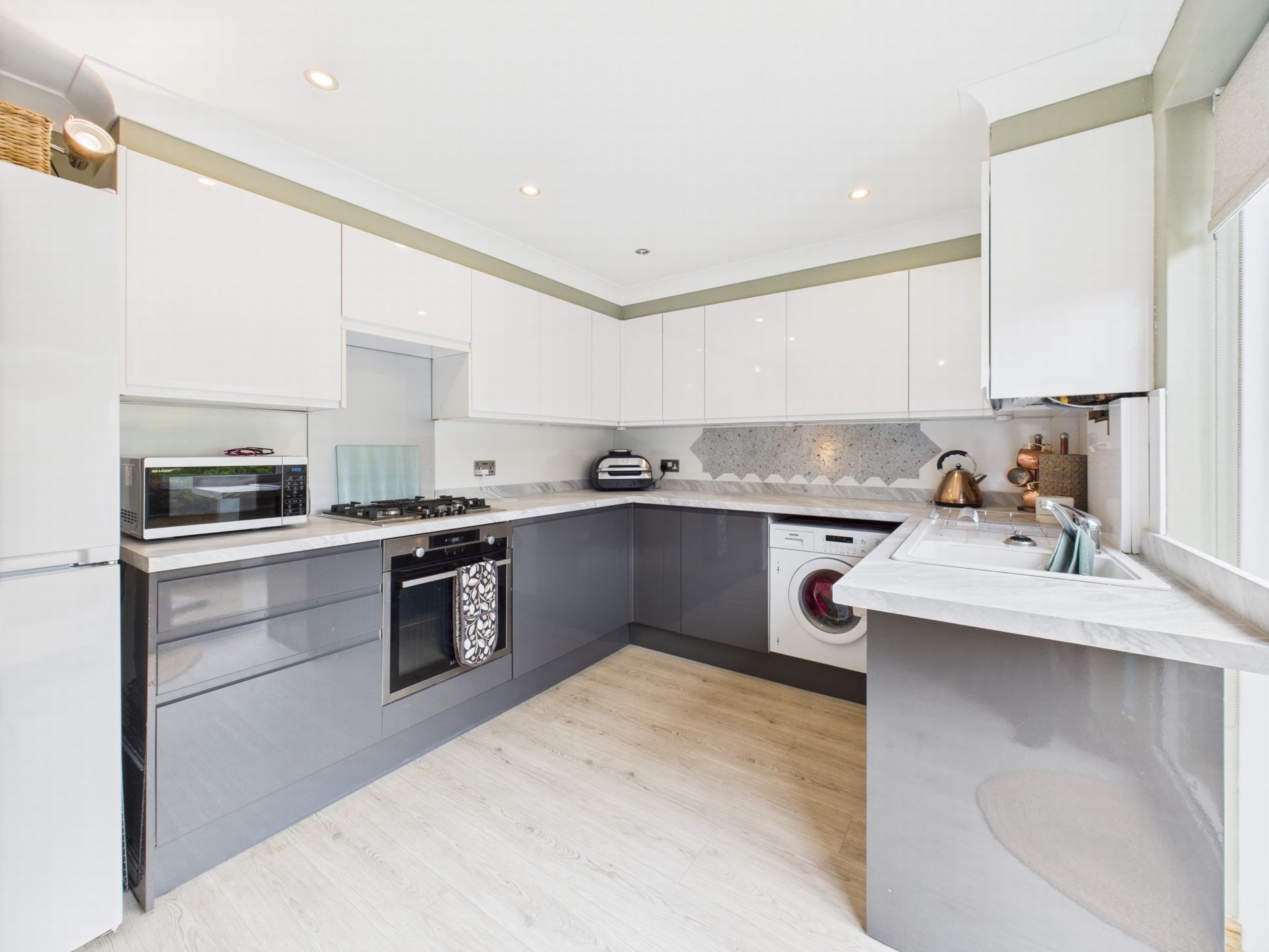 3 kitchen 1