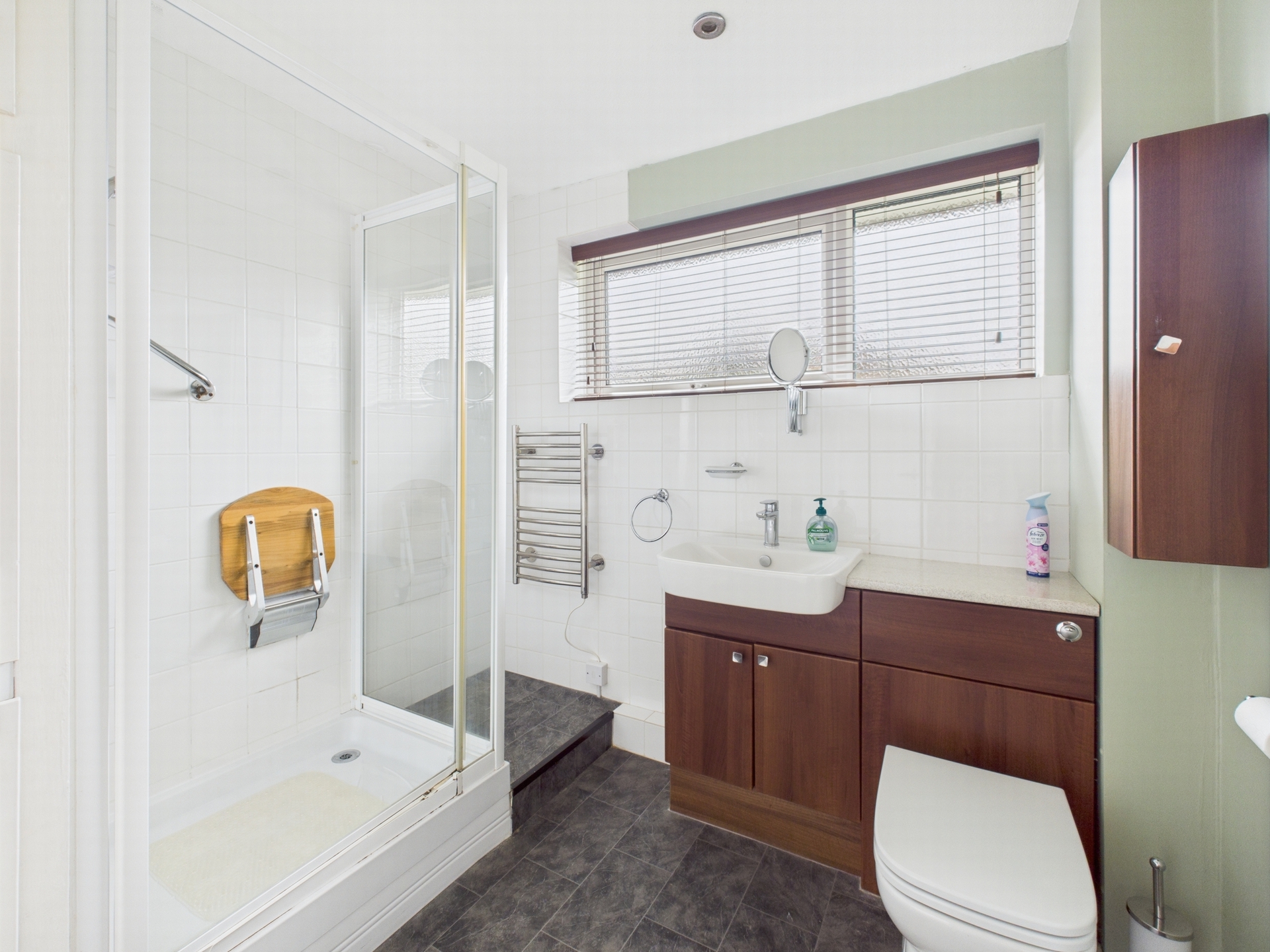 shower room 1