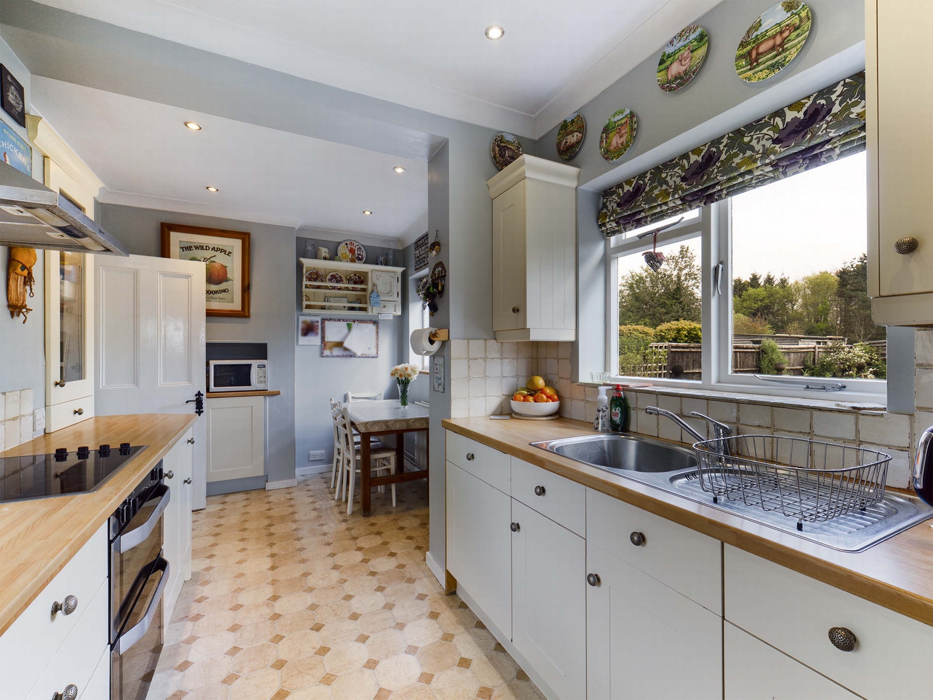 Property For Sale Cuckfield Road, Ansty, Haywards Heath, RH17 3 Bedroom House Semi through