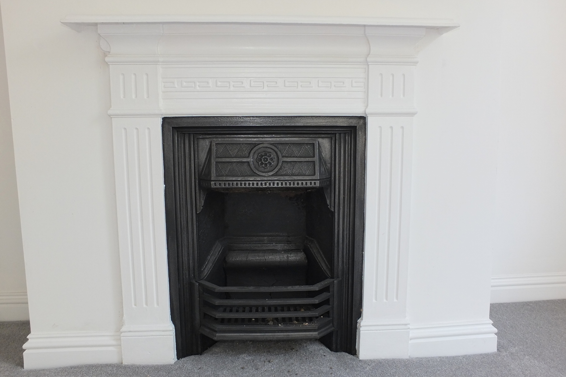 Property For Sale Mill Green Road, Haywards Heath, RH16 2 Bedroom Flat through Mark Revill & Co