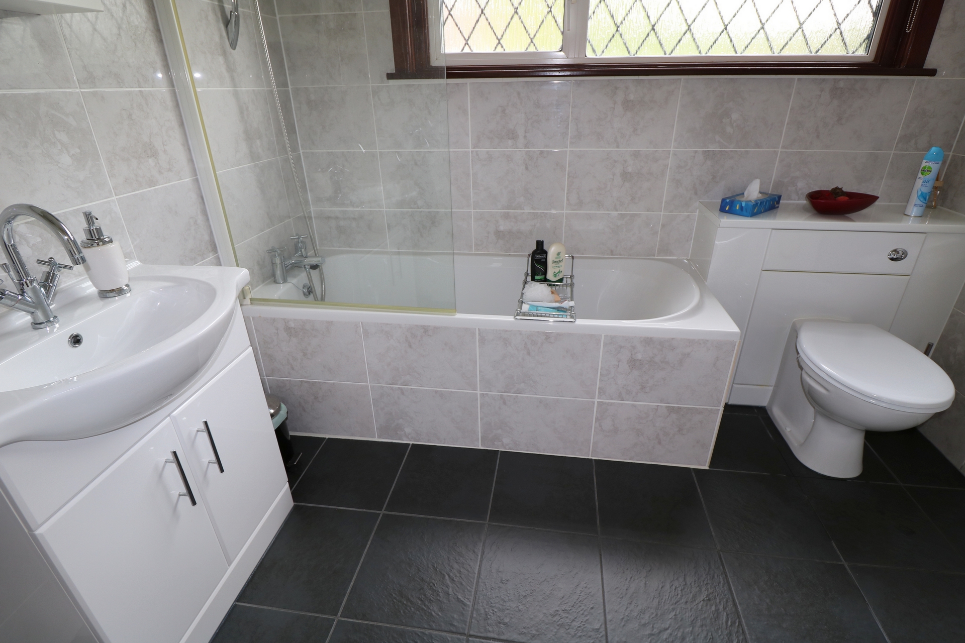 Property For Sale Lucastes Lane, Haywards Heath, RH16 4 Bedroom House