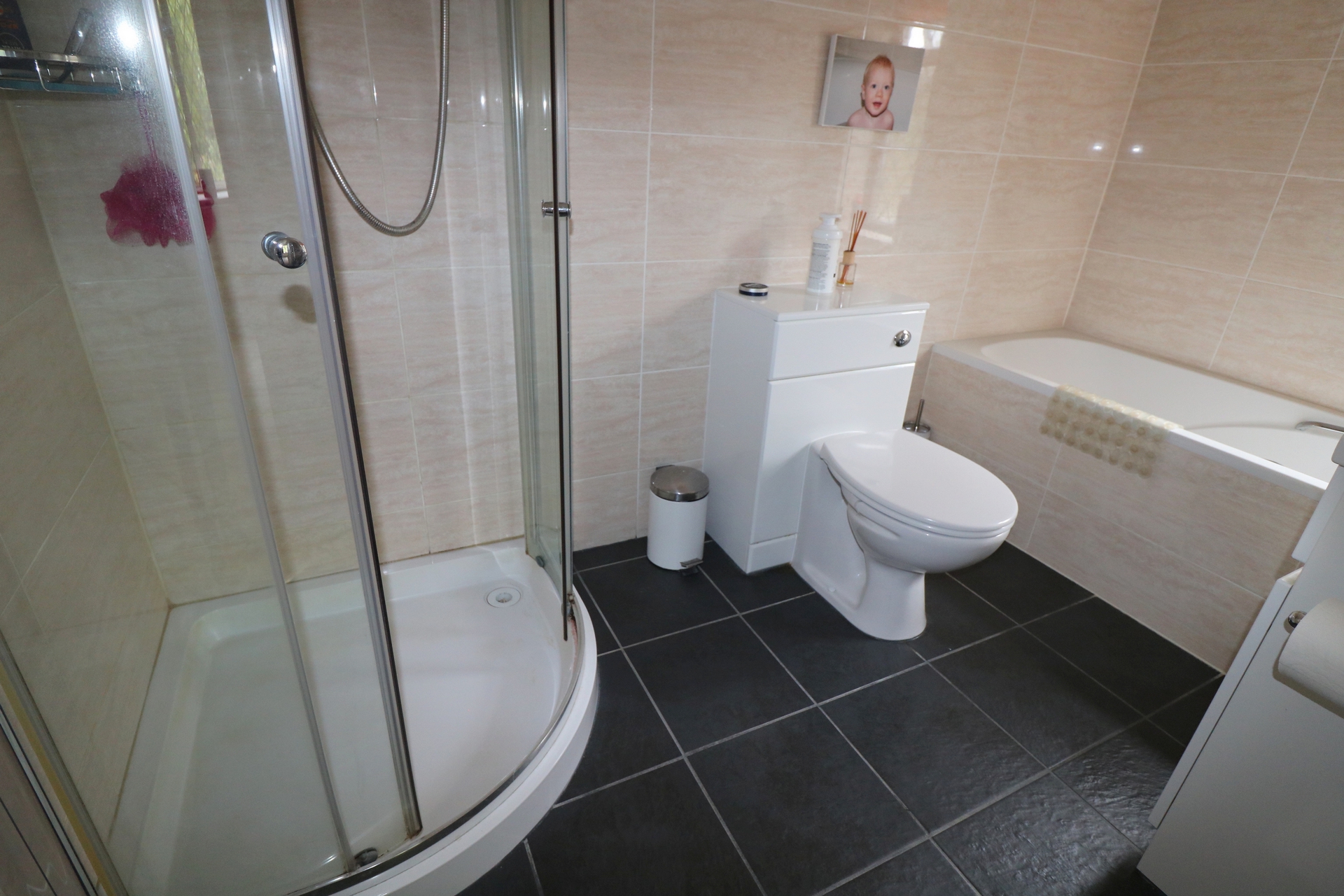 Property For Sale Lucastes Lane, Haywards Heath, RH16 4 Bedroom House