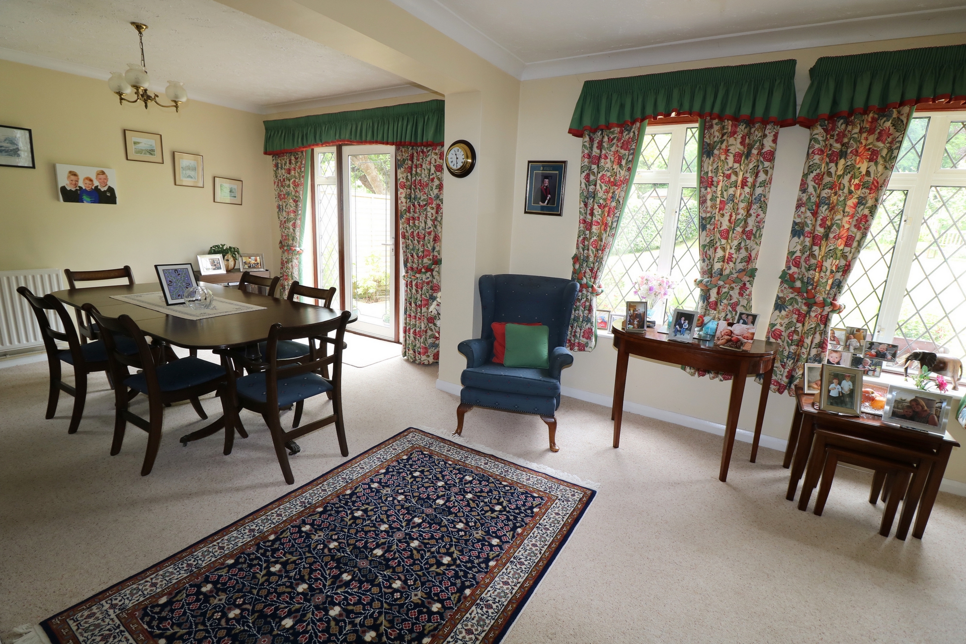 Property For Sale Lucastes Lane, Haywards Heath, RH16 4 Bedroom House