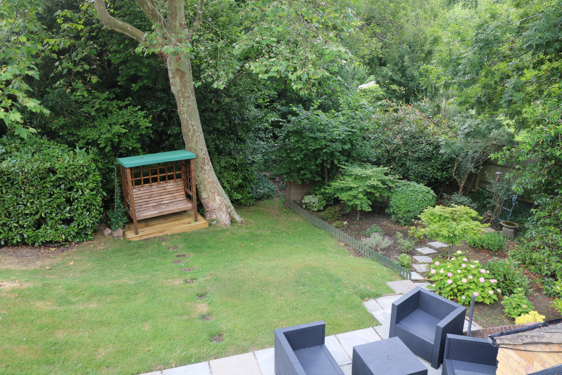 Property For Sale Tower House Close, Cuckfield, RH17 2 Bedroom