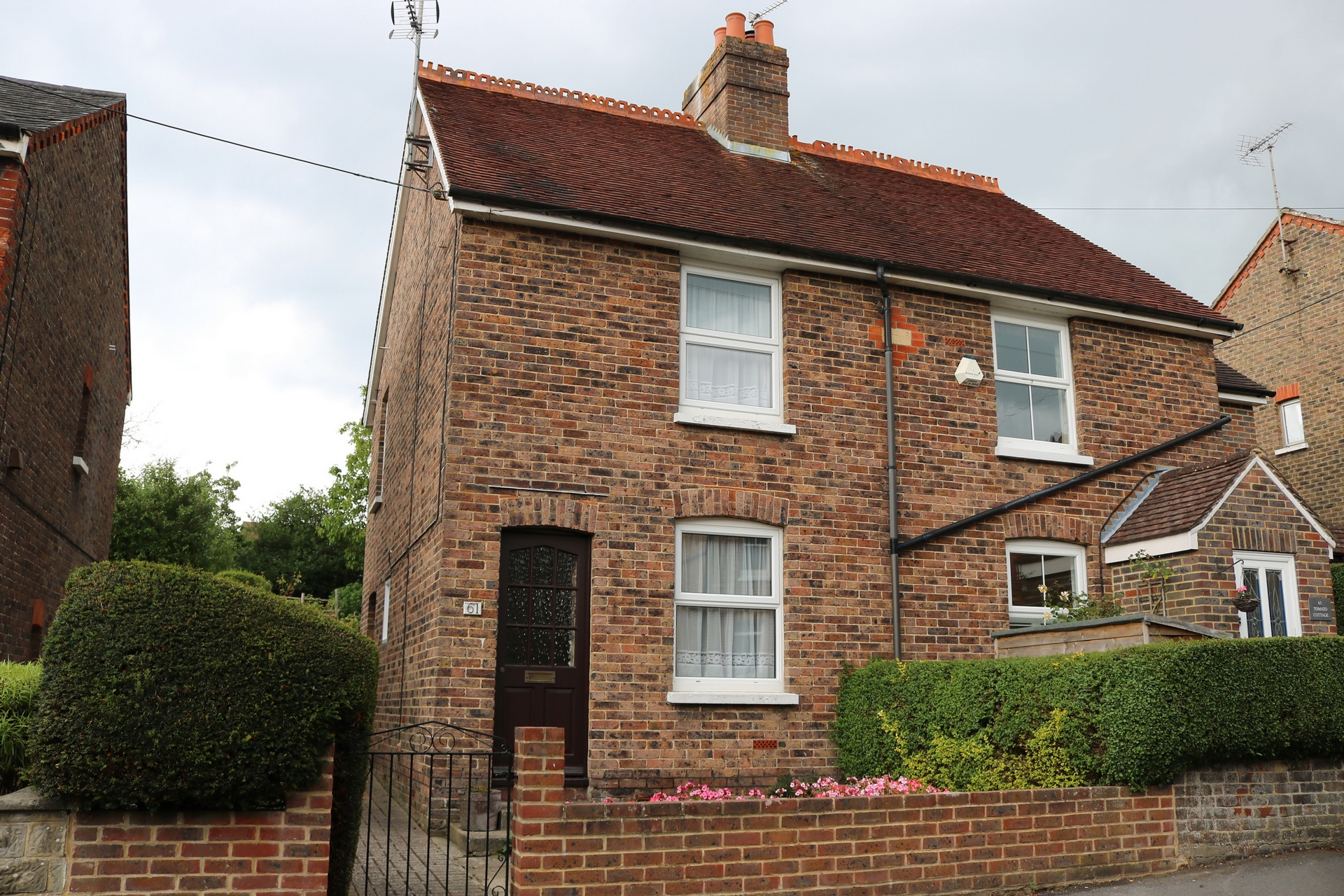 Property For Sale Kents Road, Haywards Heath, RH16 2 Bedroom House