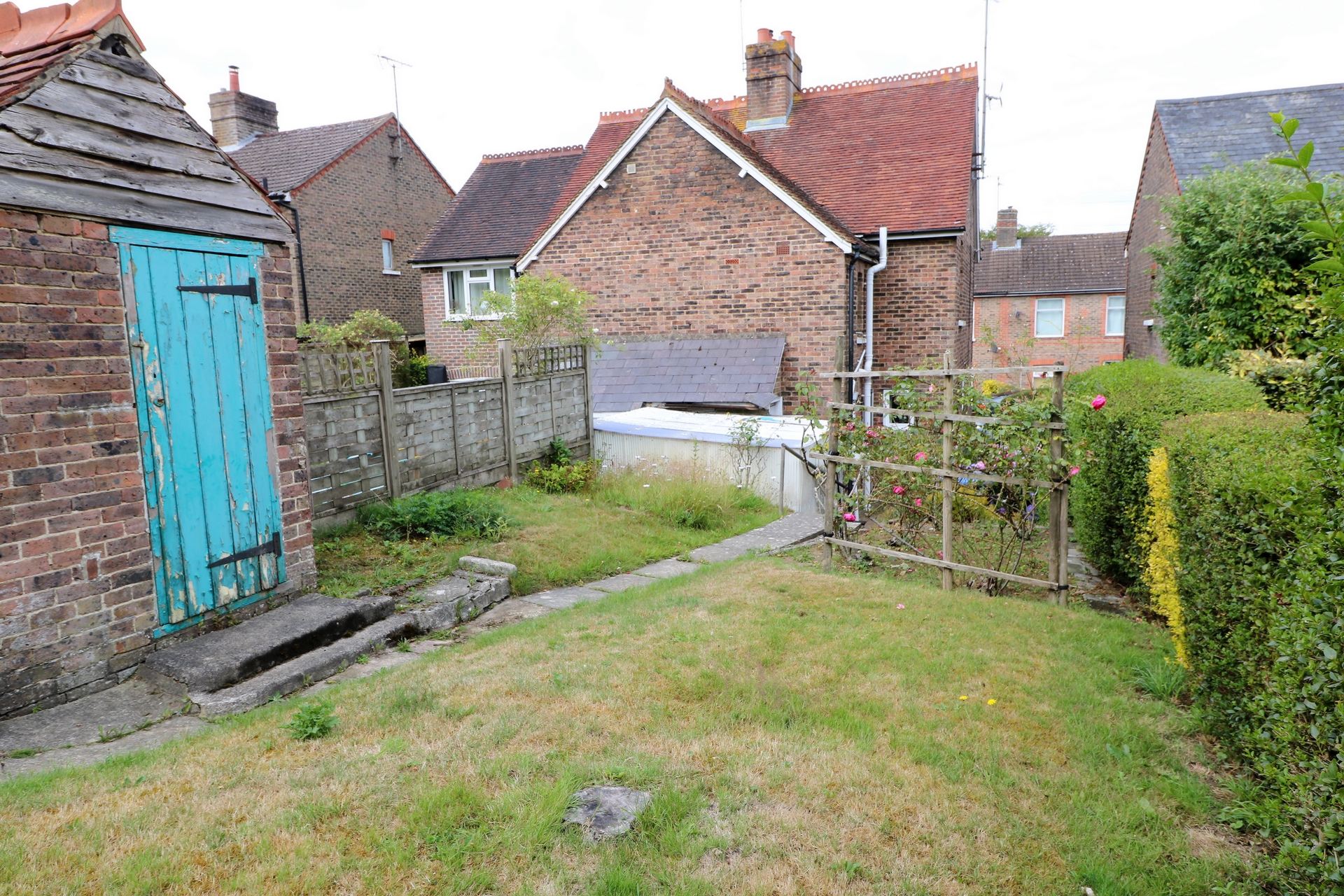 Property For Sale Kents Road, Haywards Heath, RH16 2 Bedroom House