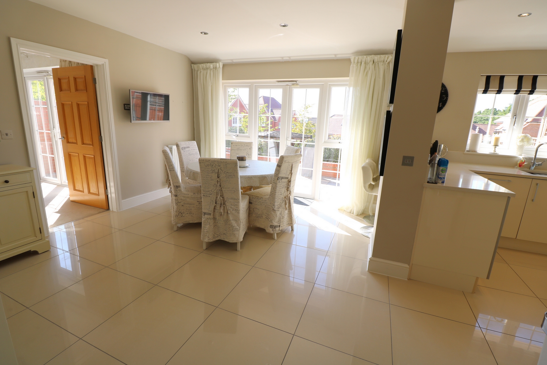 Property For Sale Shire Lane, Haywards Heath, RH16 5 Bedroom House