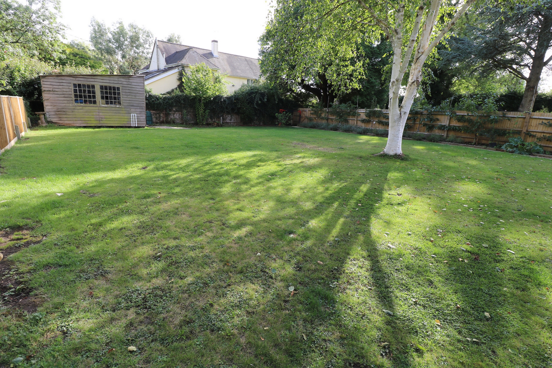 Property For Sale Whitemans Green, Cuckfield, RH17 3 Bedroom Bungalow