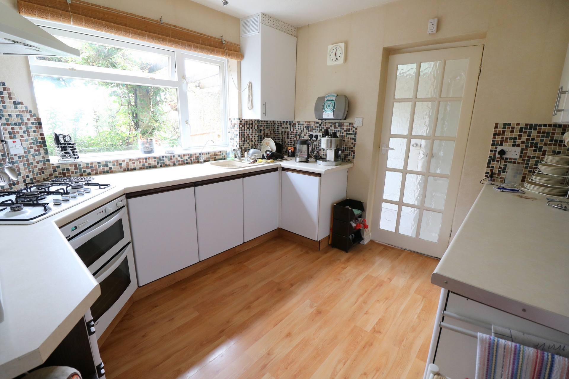 Property For Sale Pembury Close, Haywards Heath, RH16 4 Bedroom House