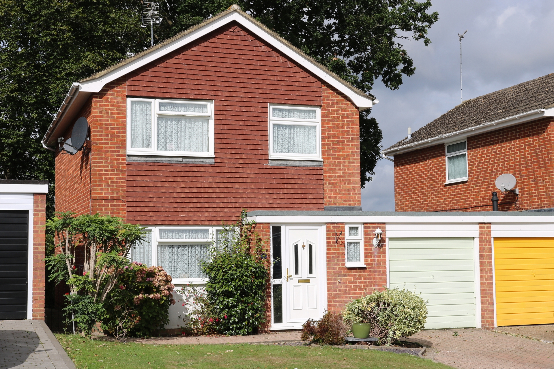 Property For Sale Charlesworth Park, Haywards Heath, RH16 3 Bedroom