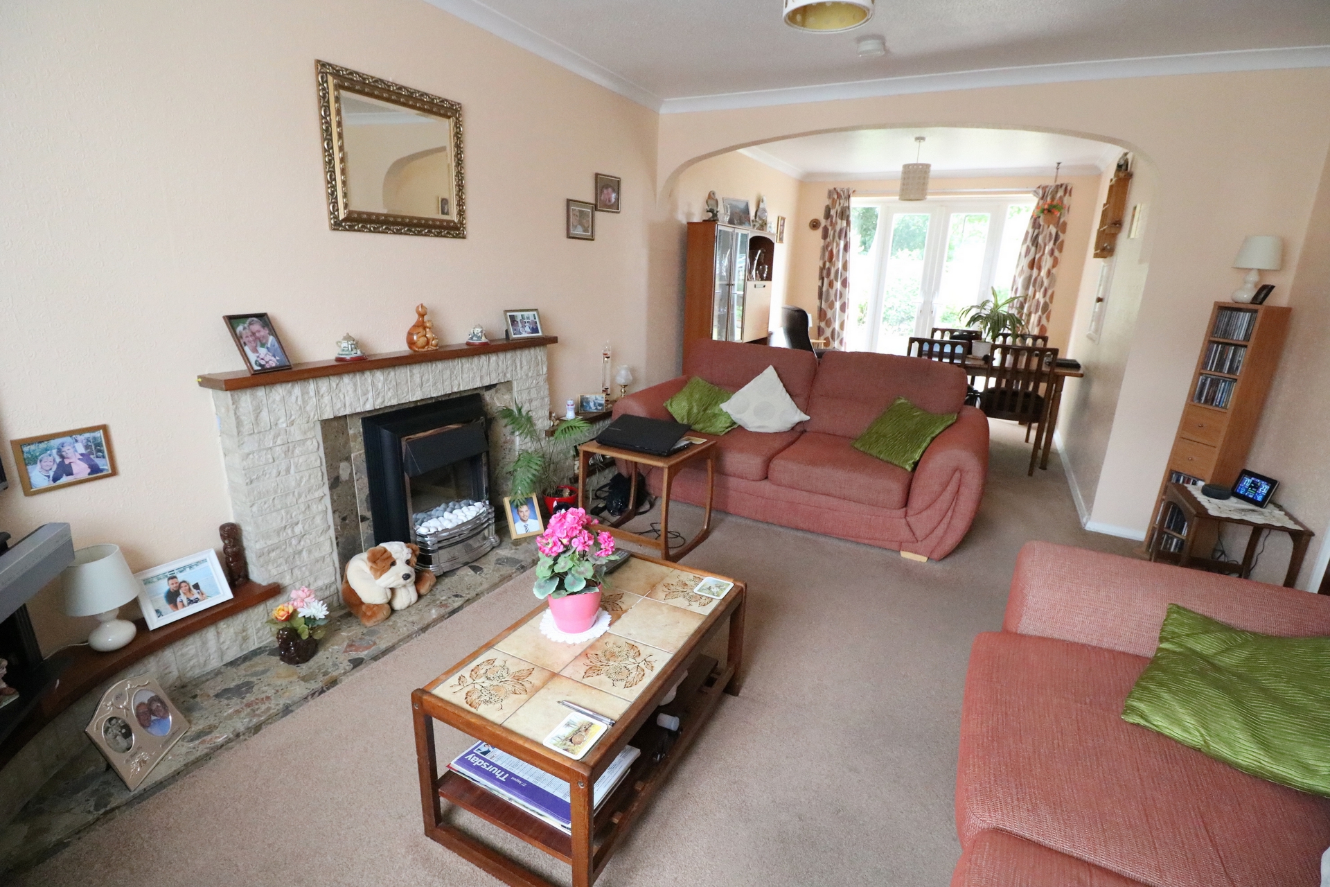 Property For Sale Charlesworth Park, Haywards Heath, RH16 3 Bedroom