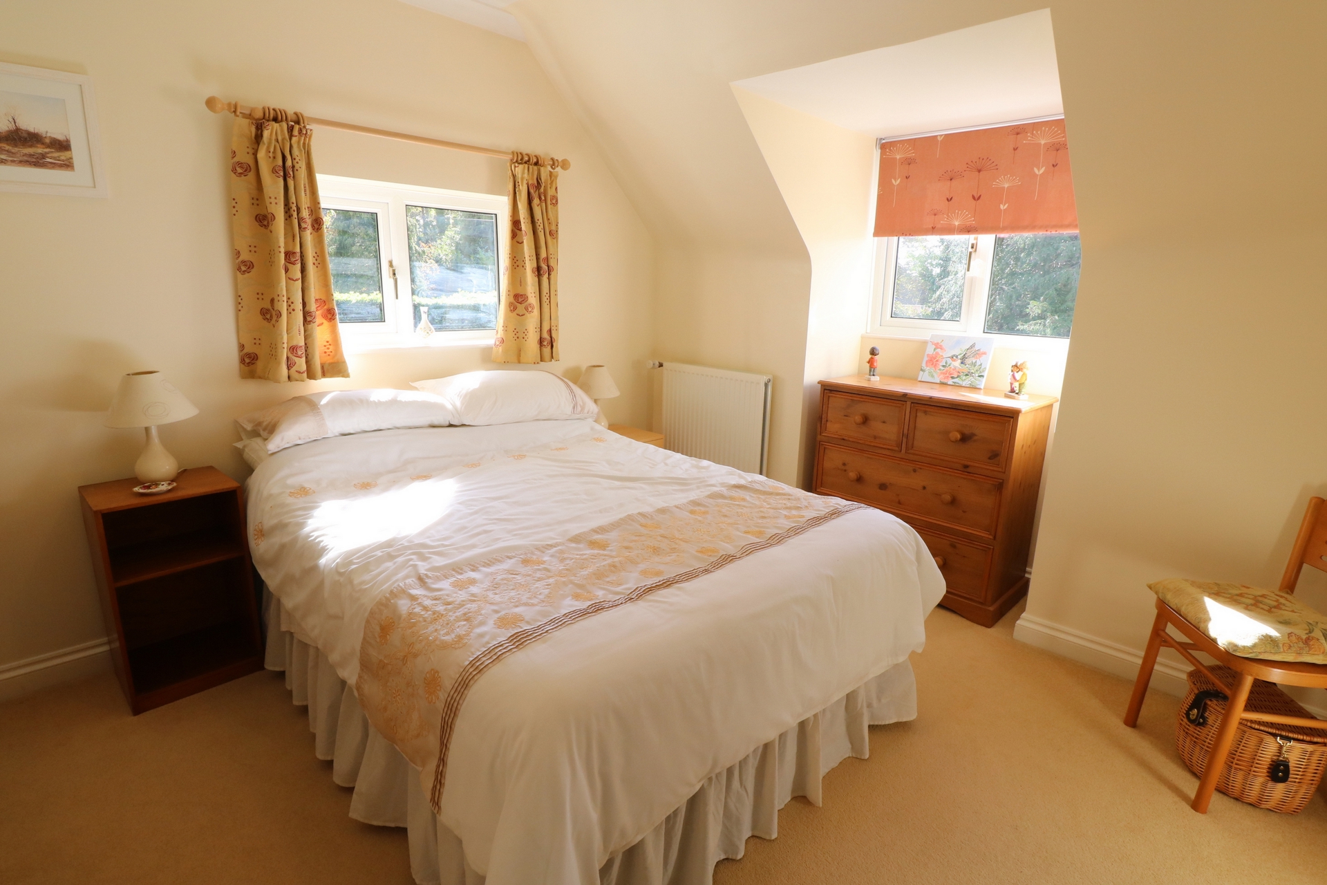 Property For Sale Fairfield Way, Haywards Heath, RH16 4 Bedroom House
