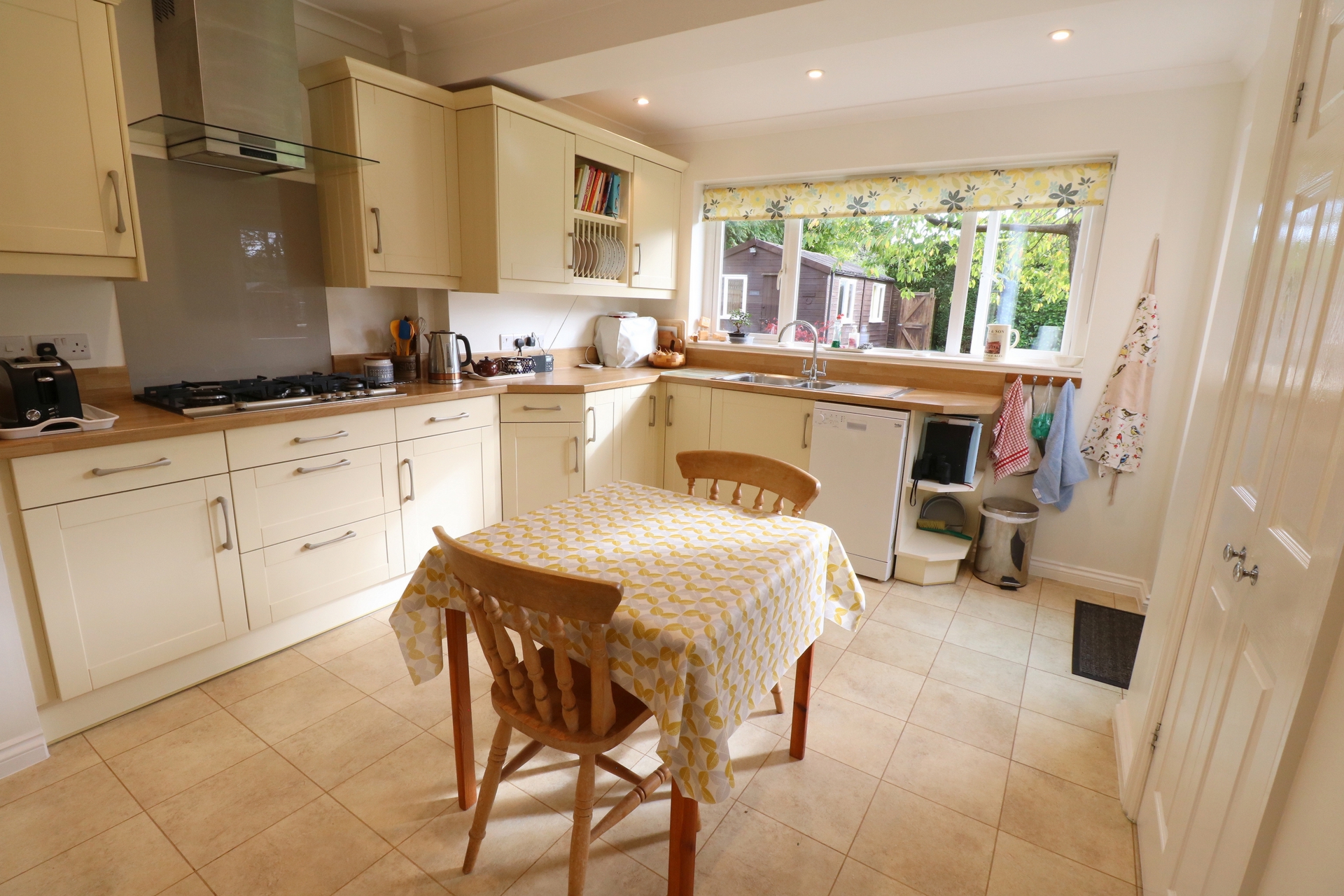 Property For Sale Fairfield Way, Haywards Heath, RH16 4 Bedroom House
