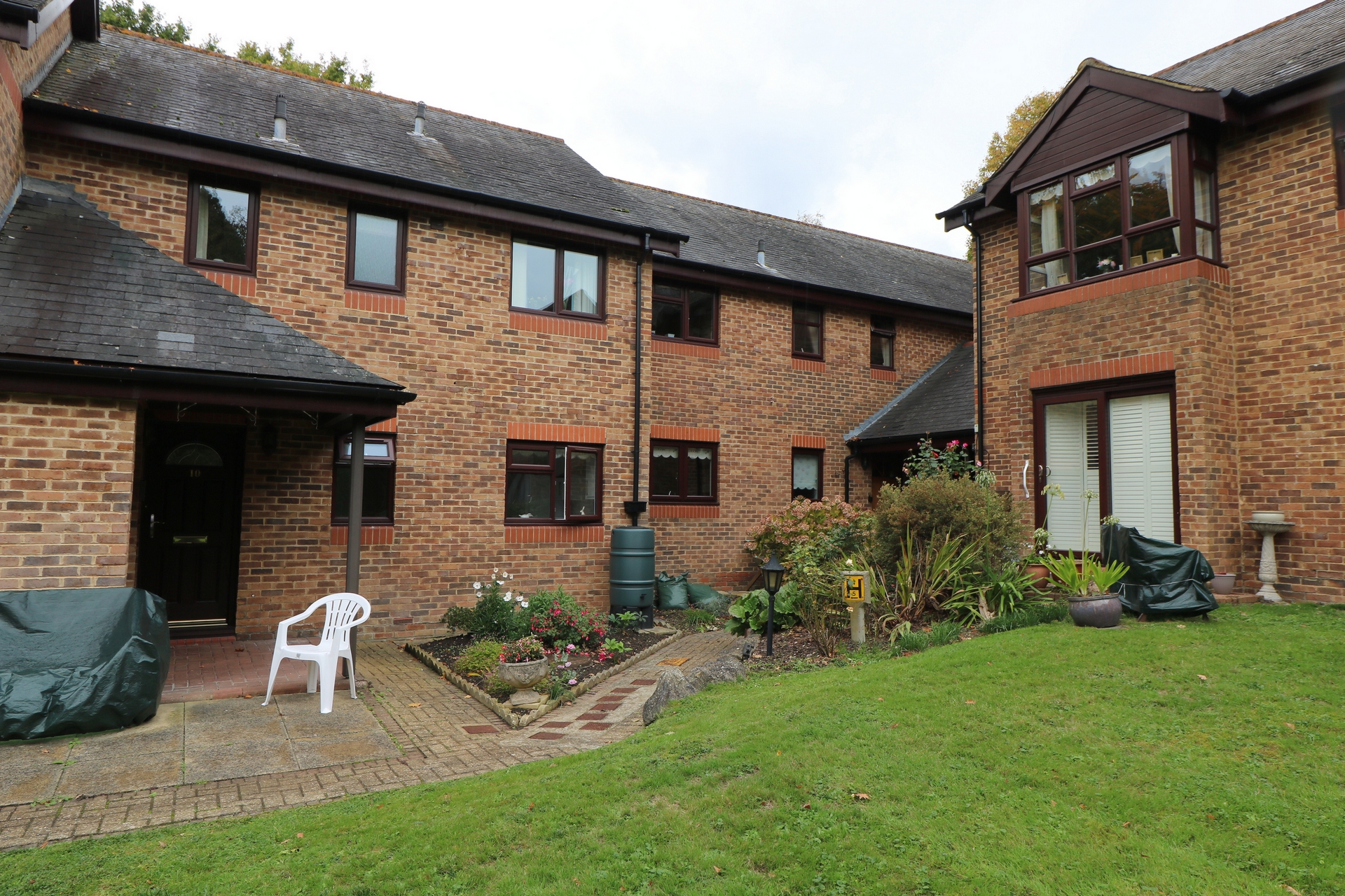 Property For Sale Road, Haywards Heath, RH16 2 Bedroom