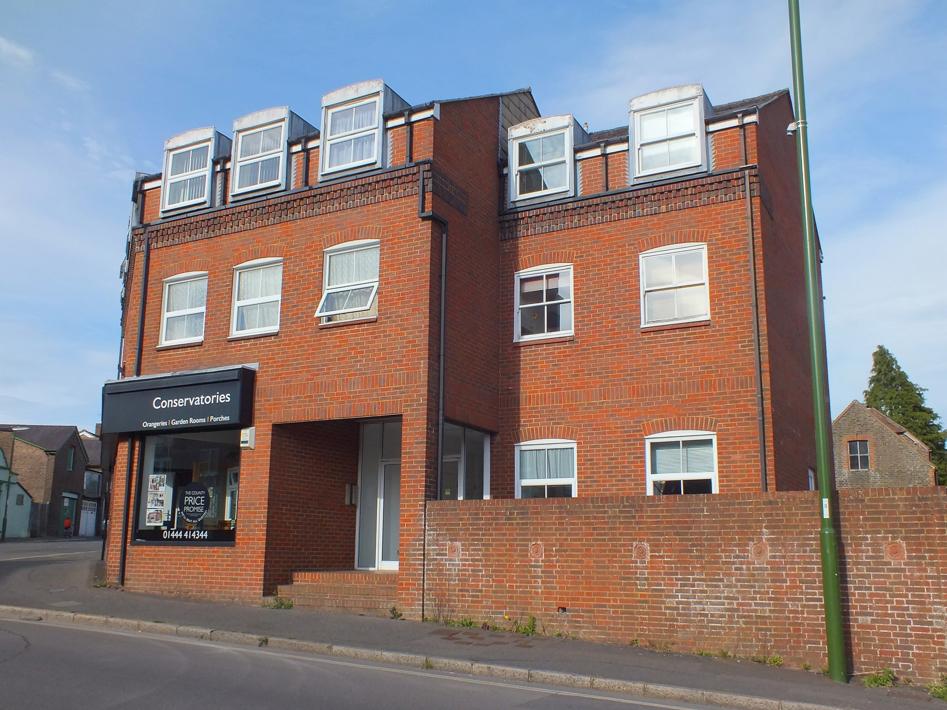 Property For Sale Sussex Road, Haywards Heath, RH16 1 Bedroom Flat