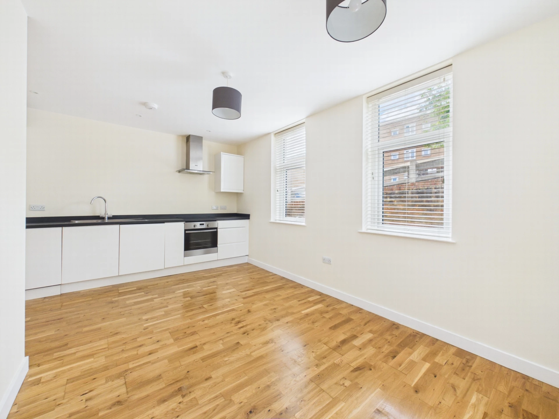 Kitchen/Living Room 2