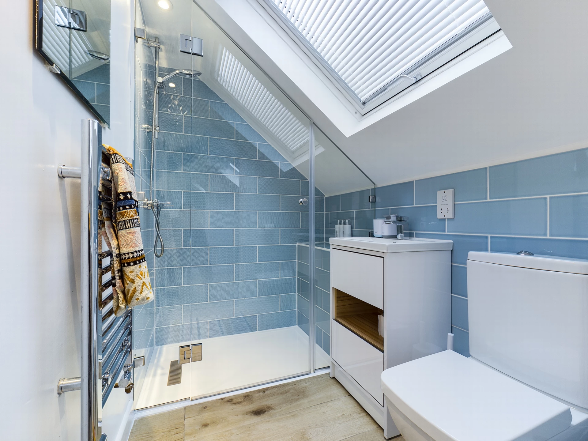 En Suite 1