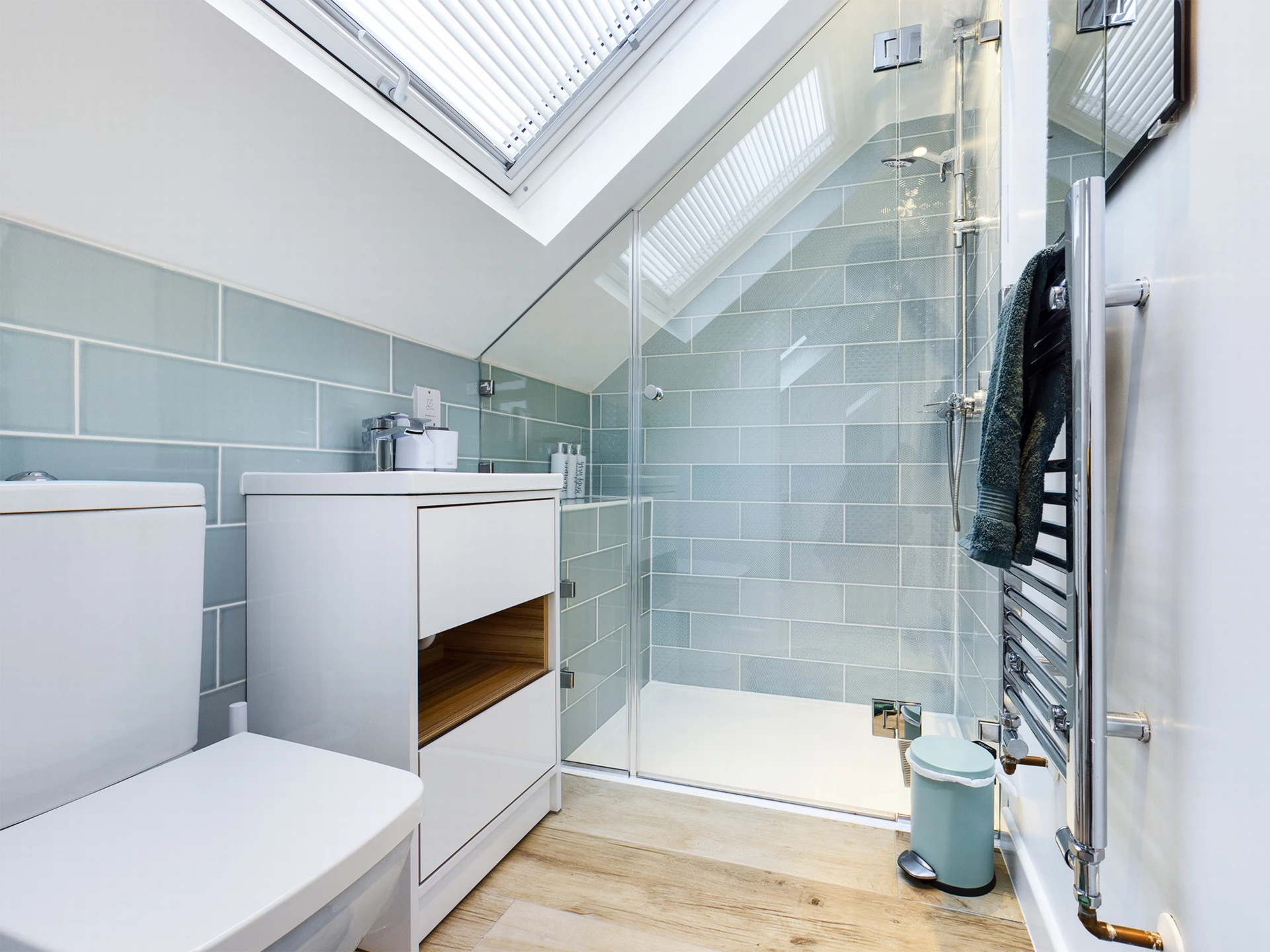 En Suite 2