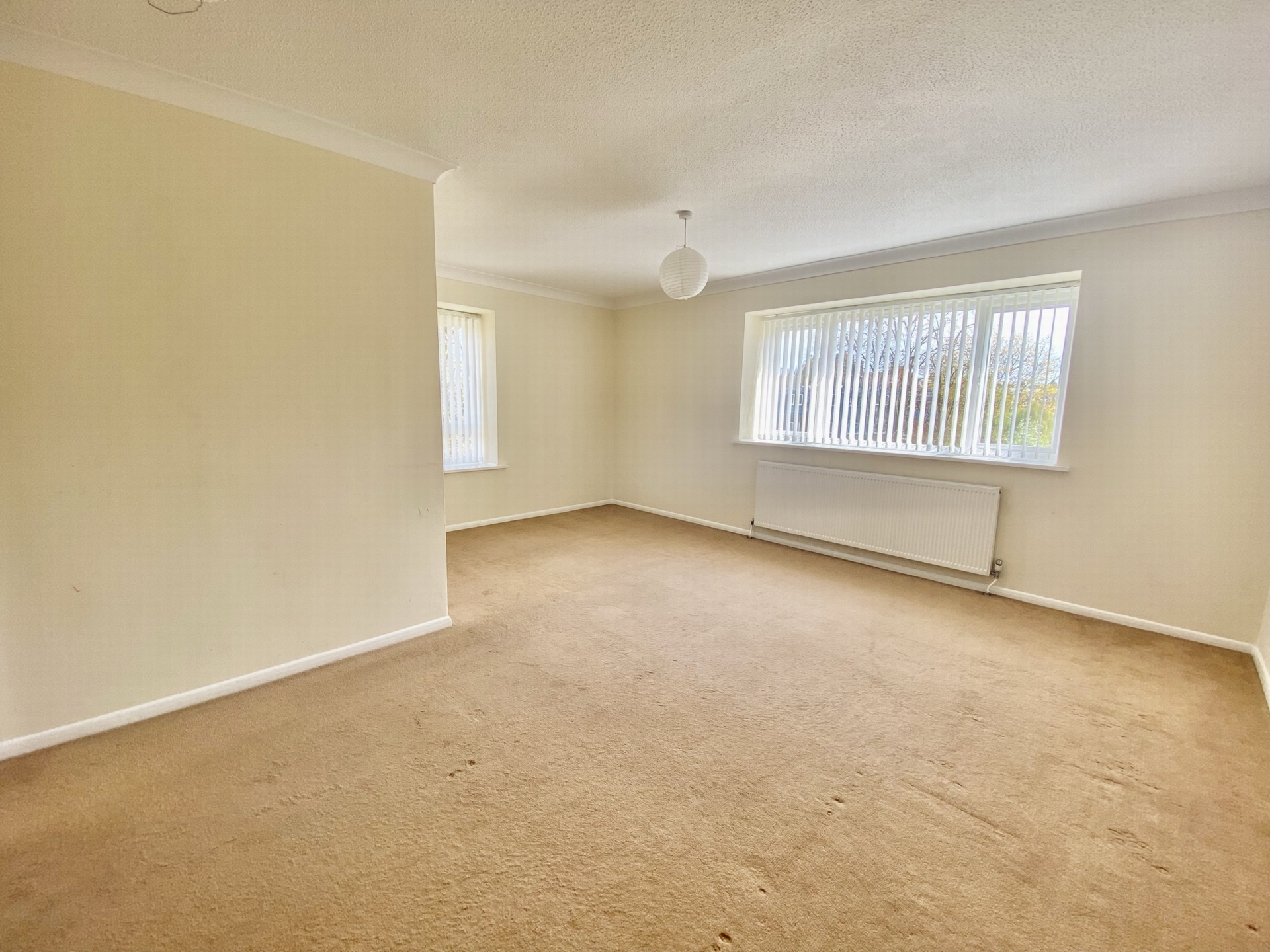 Property For Sale Iona Way, Haywards Heath, RH16 2 Bedroom Flat