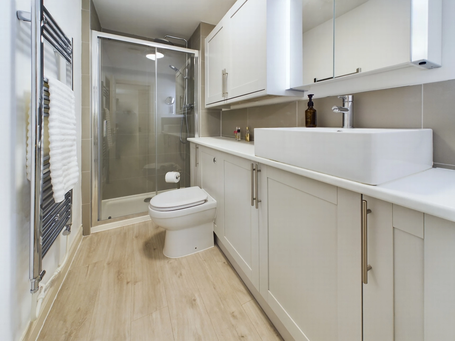 En Suite Shower