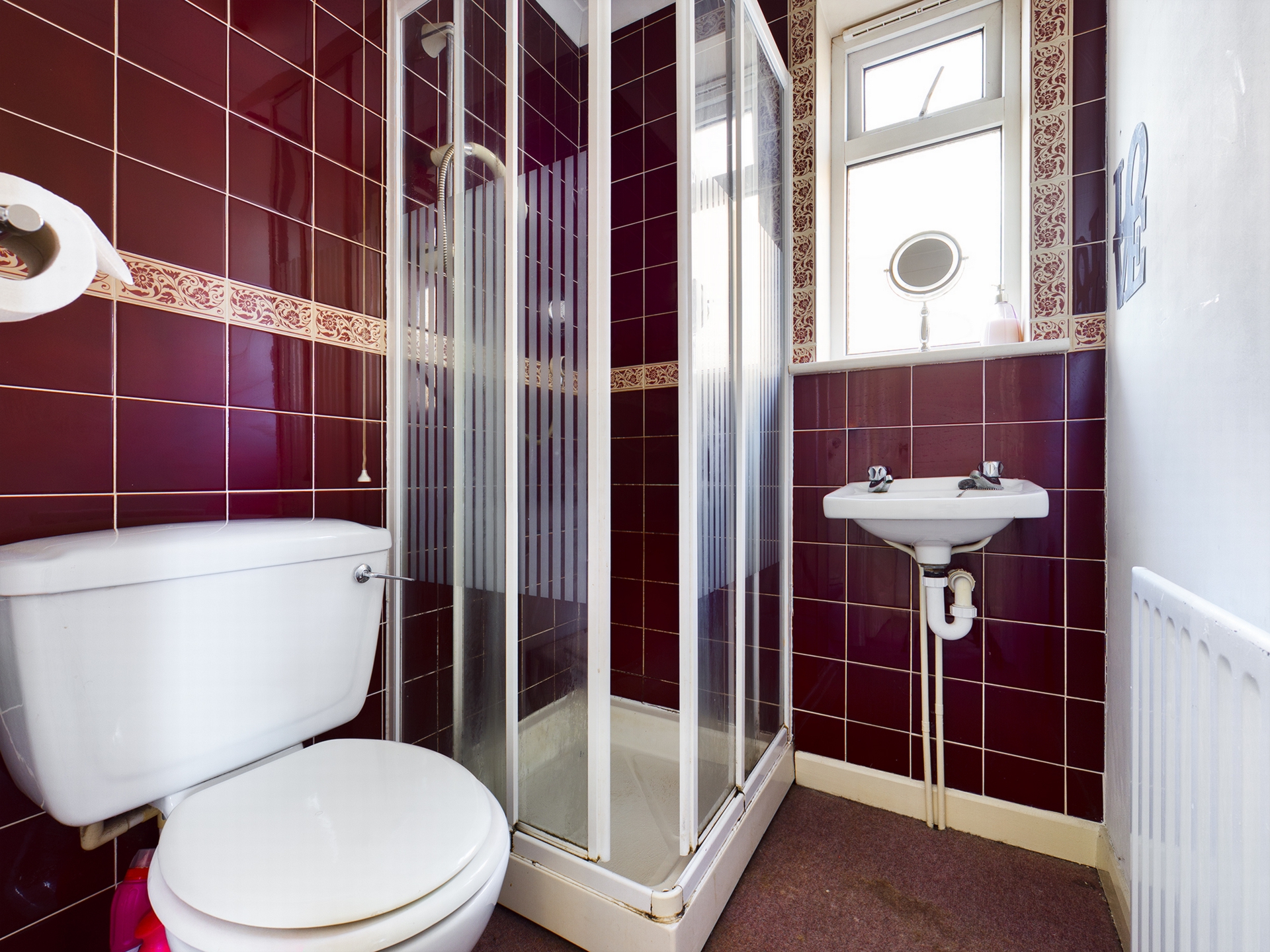 Property For Sale Barnmead, Haywards Heath, RH16 4 Bedroom House Semi