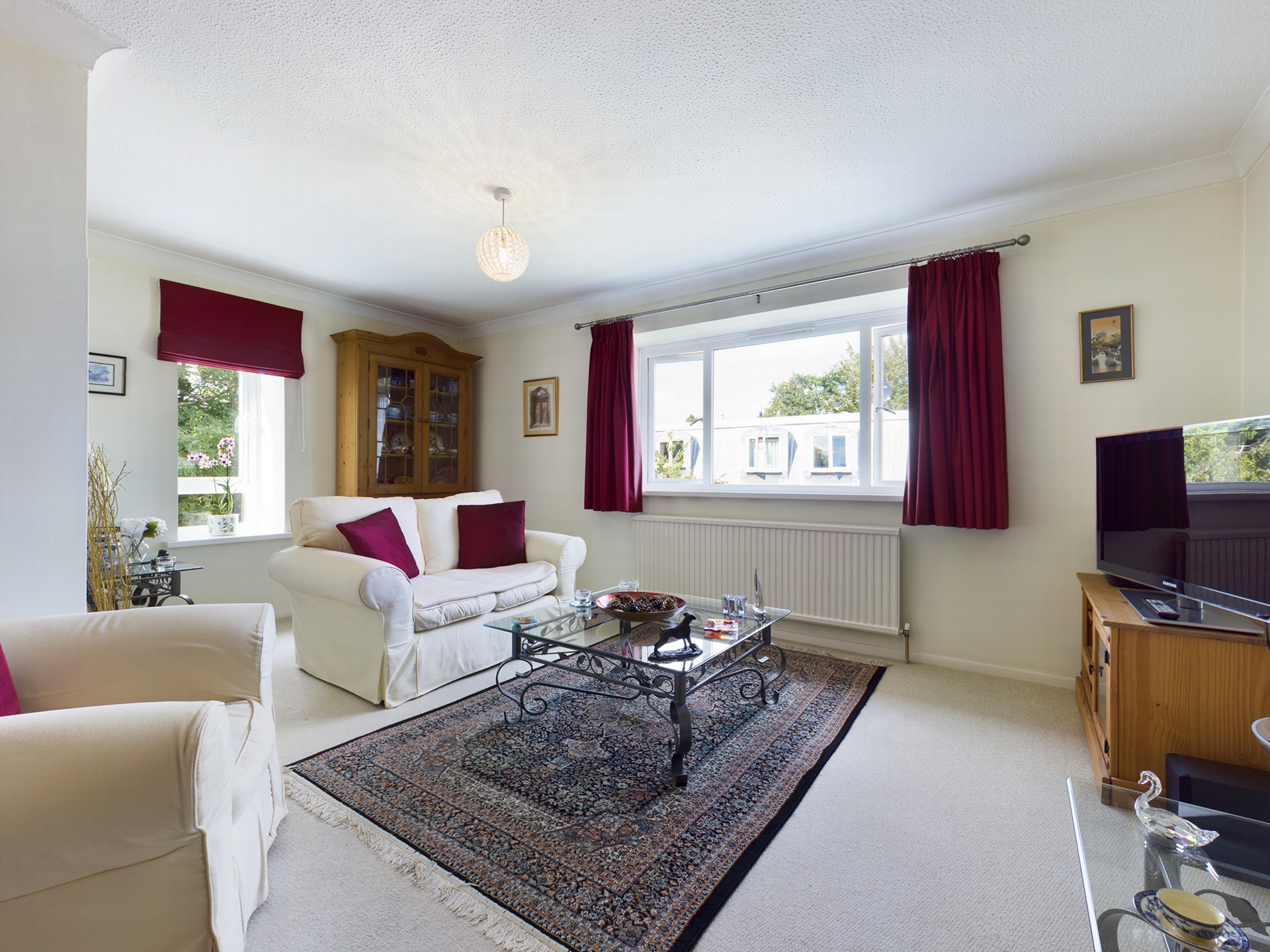 Property For Sale Iona Way, Haywards Heath, RH16 2 Bedroom Flat