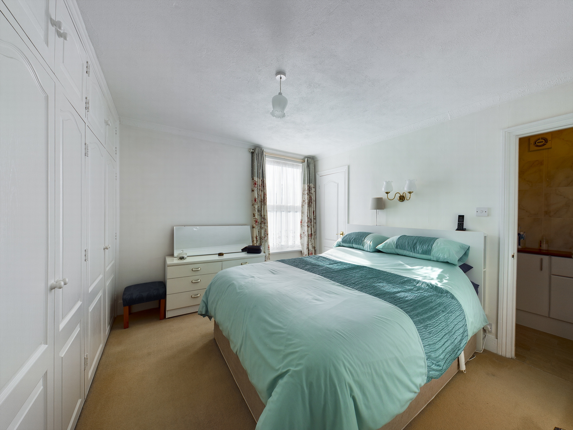 Property For Sale Windermere Road, Haywards Heath, RH16 3 Bedroom